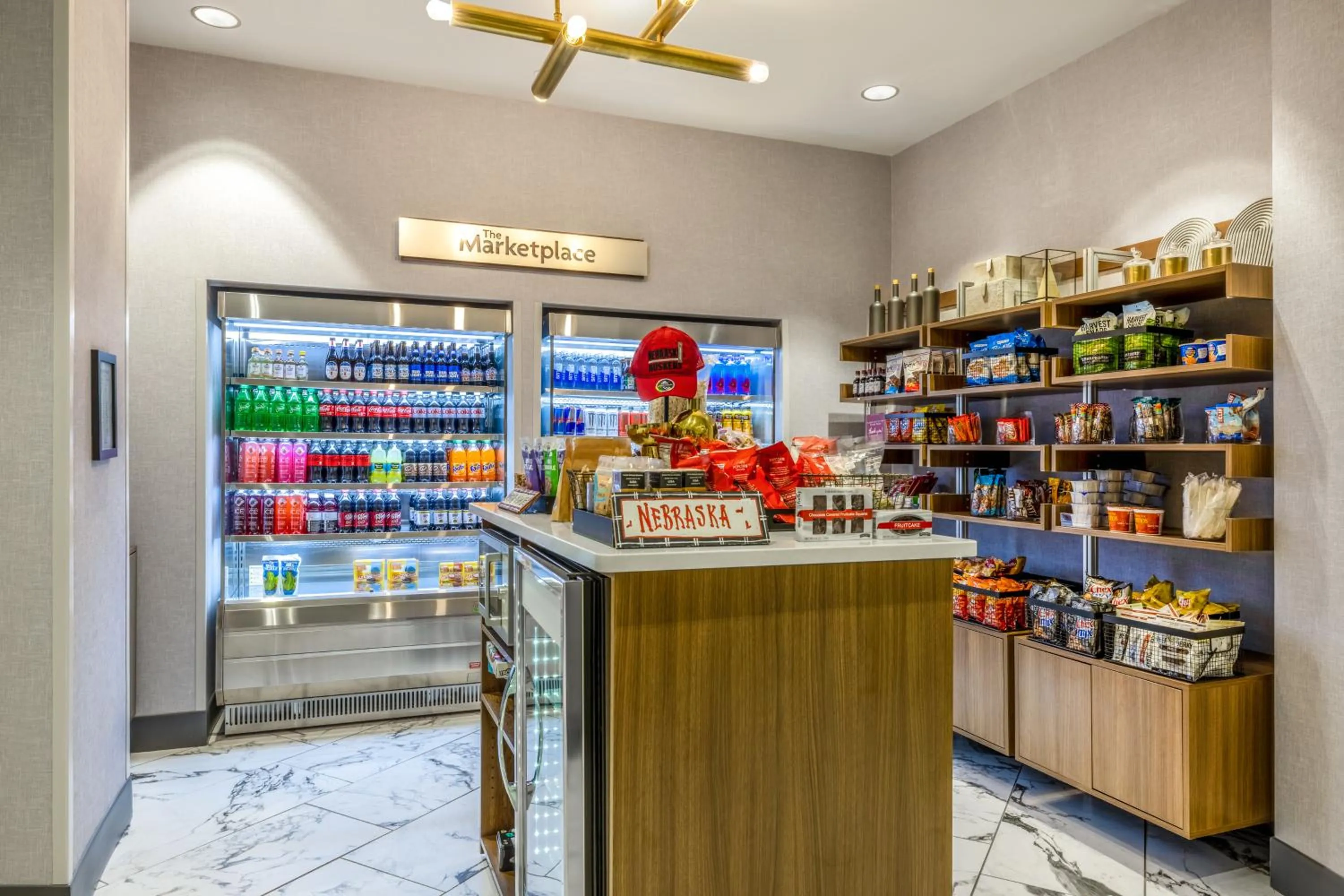 Supermarket/grocery shop in Crowne Plaza - Kearney by IHG
