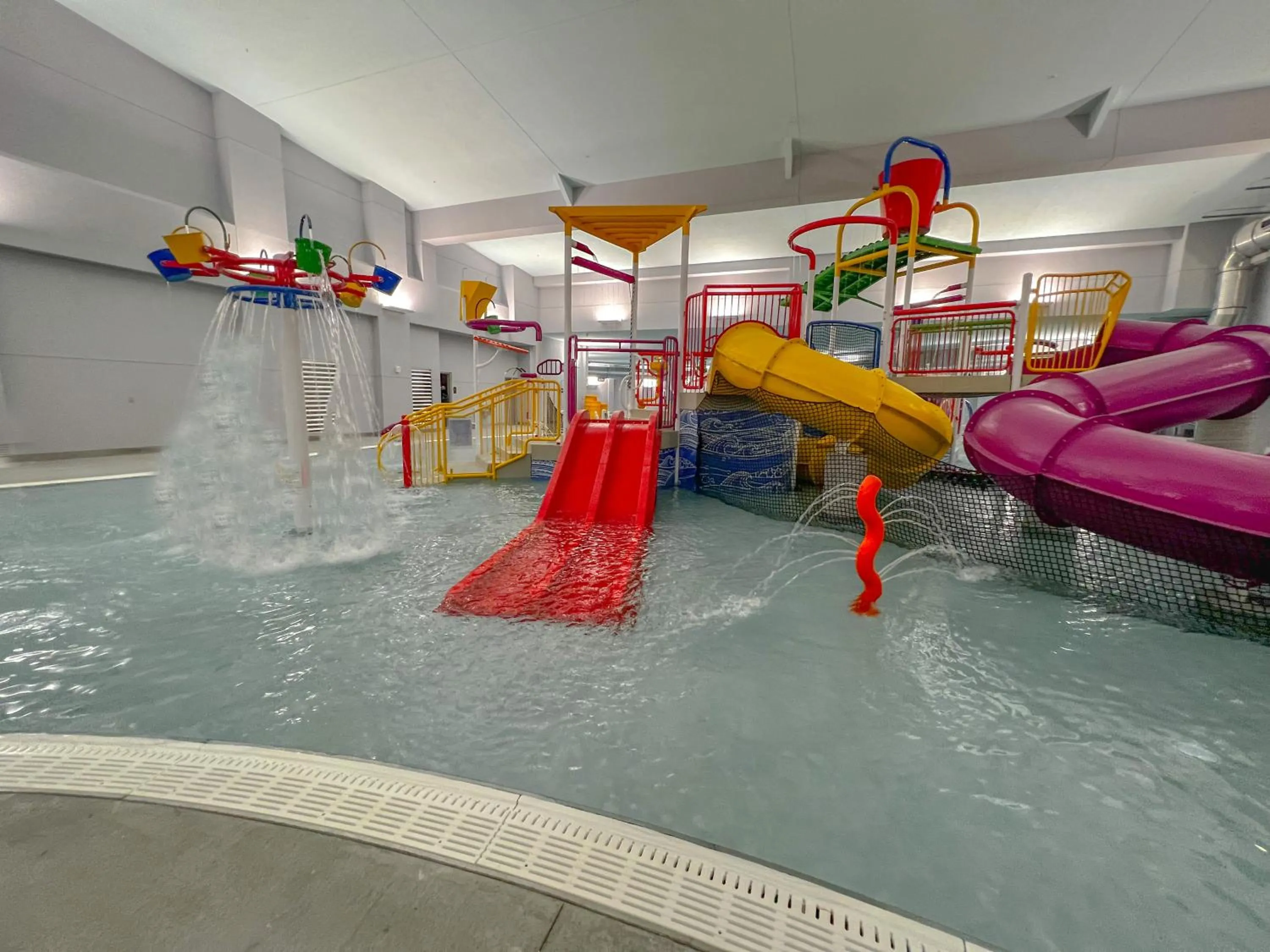 Children play ground in Crowne Plaza - Kearney by IHG