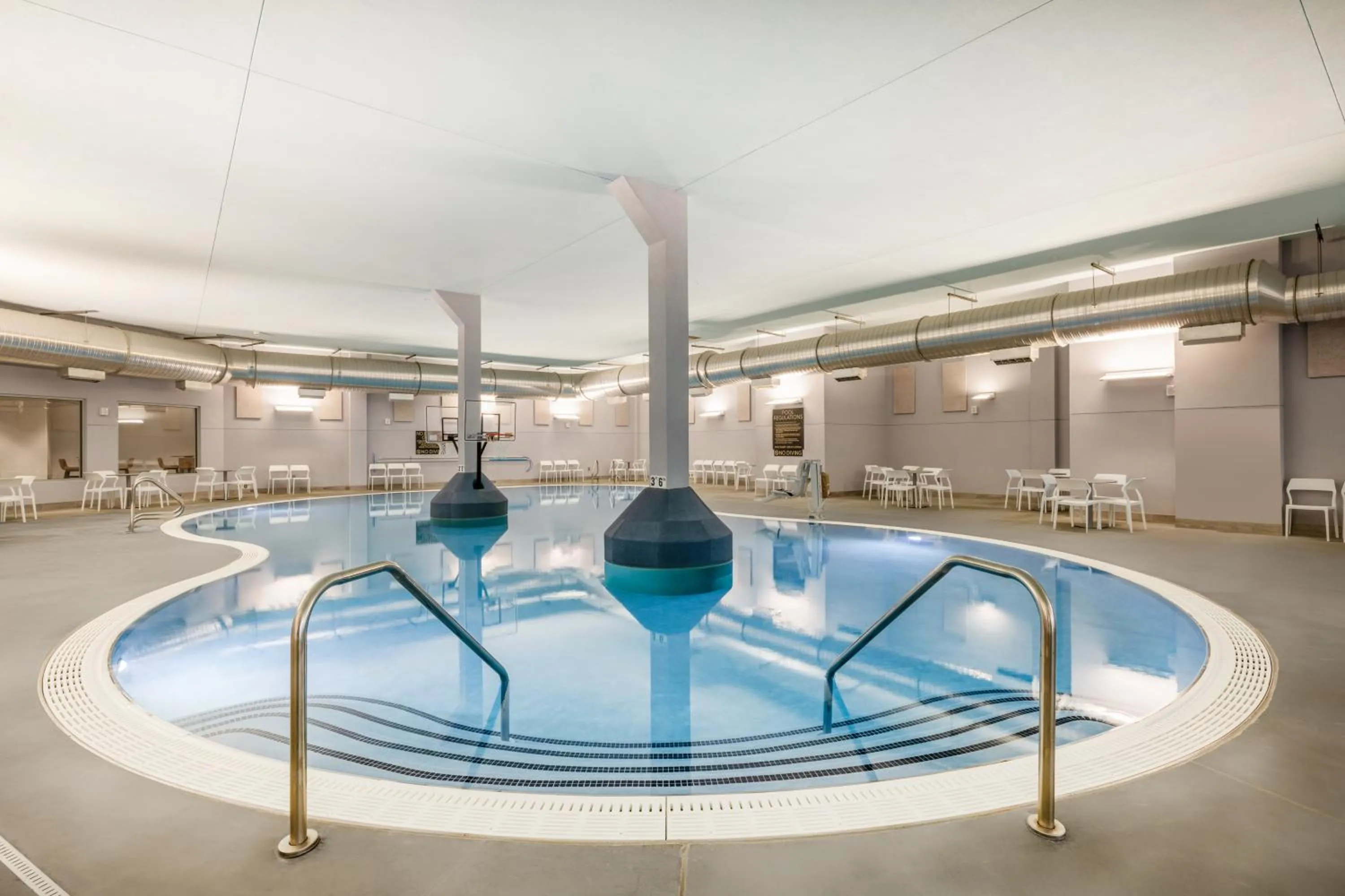 Swimming pool in Crowne Plaza - Kearney by IHG