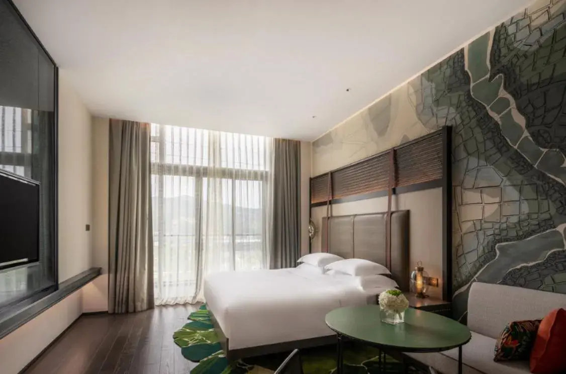 Premium King Room with Garden View in Hotel Indigo Nanjing Garden Expo, an IHG Hotel Premium King Room with Garden View in Hotel Indigo Nanjing Garden Expo, an IHG Hotel