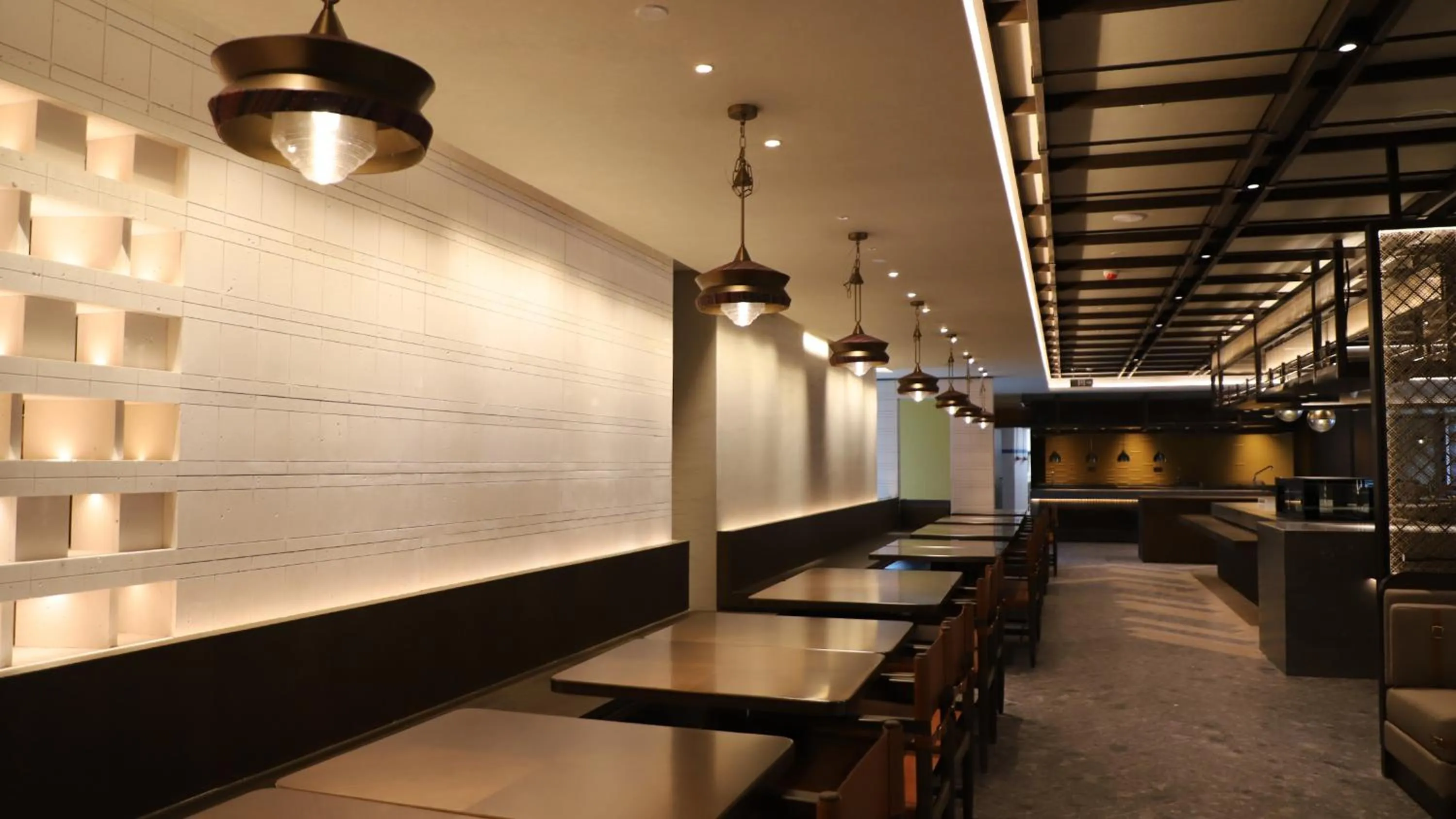 Restaurant/places to eat in Hotel Indigo Jiuzhai by IHG