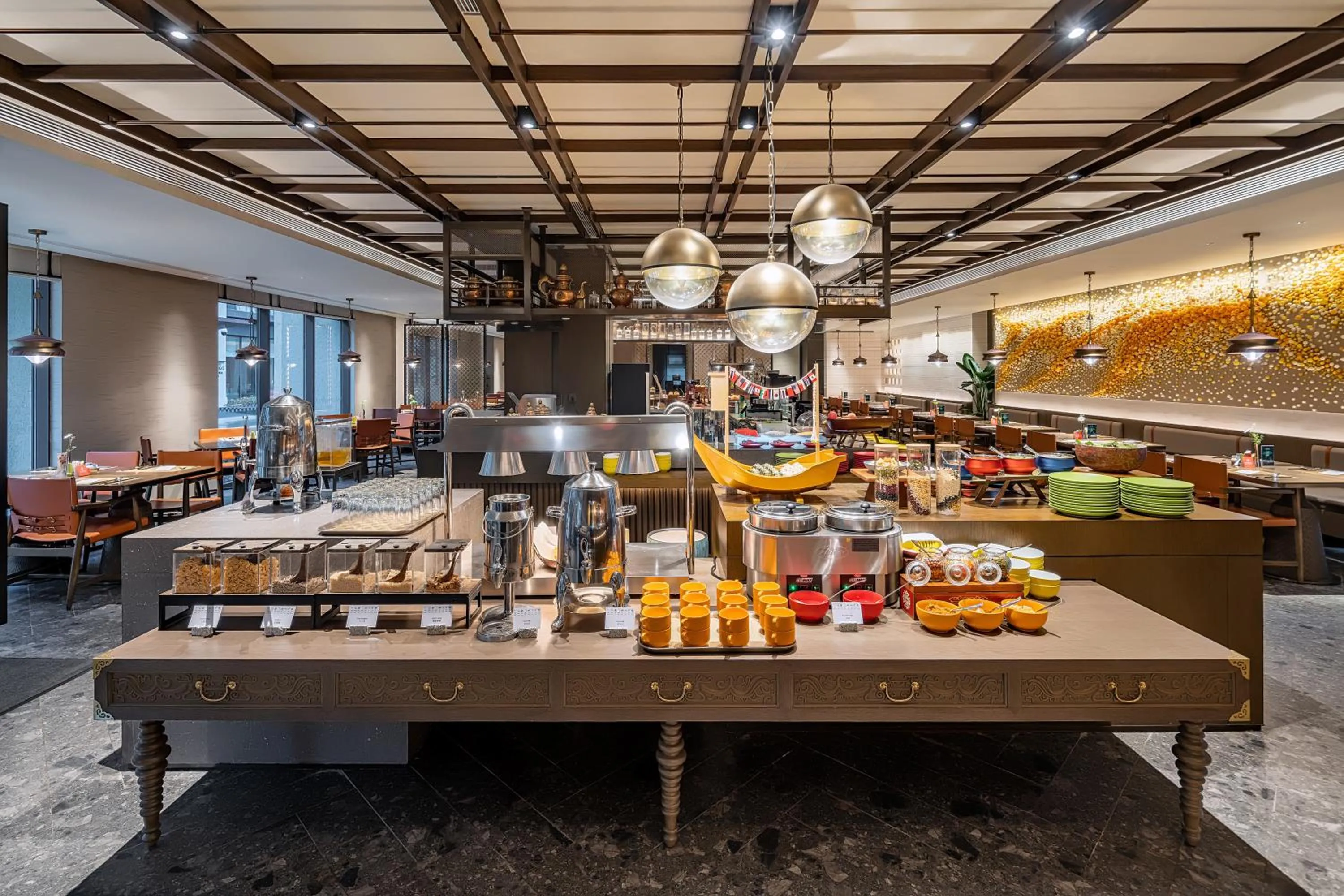 Restaurant/places to eat in Hotel Indigo Jiuzhai by IHG