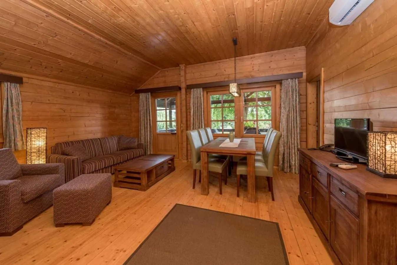 Living room in Petneházy Aparthotel