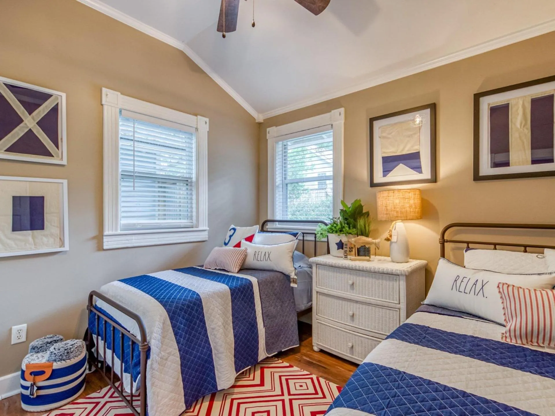 Bed in Latitude Adjustment Main House