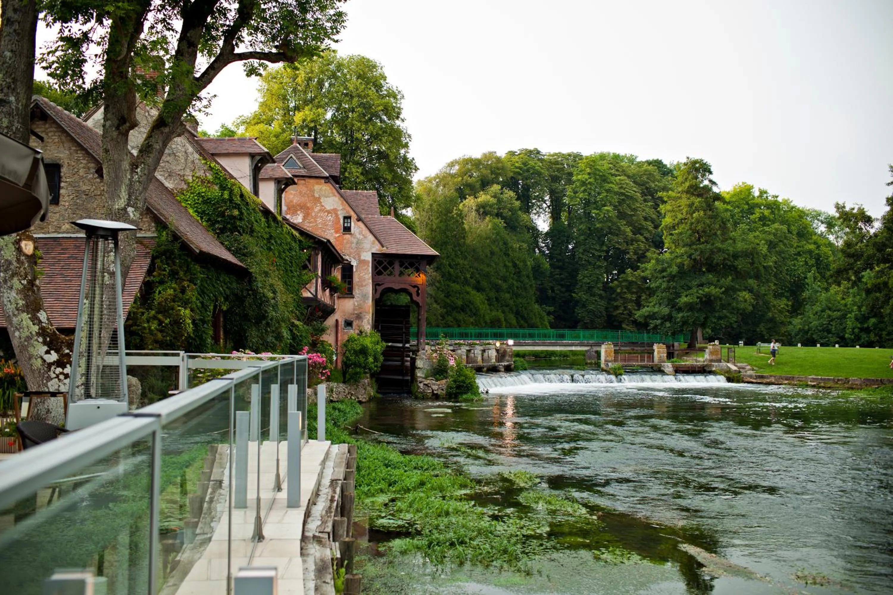 Garden in Moulin de Fourges