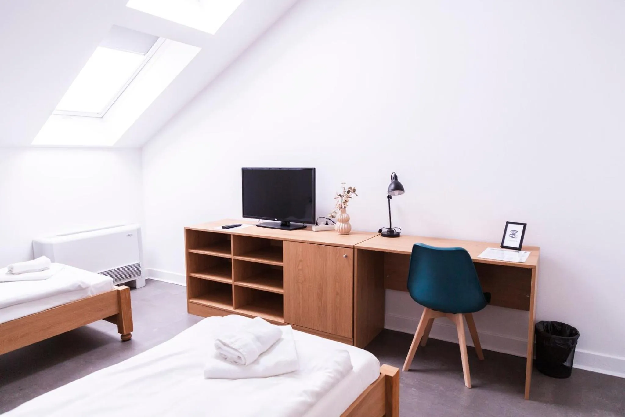 Photo of the whole room, Bed in Mathias Rex