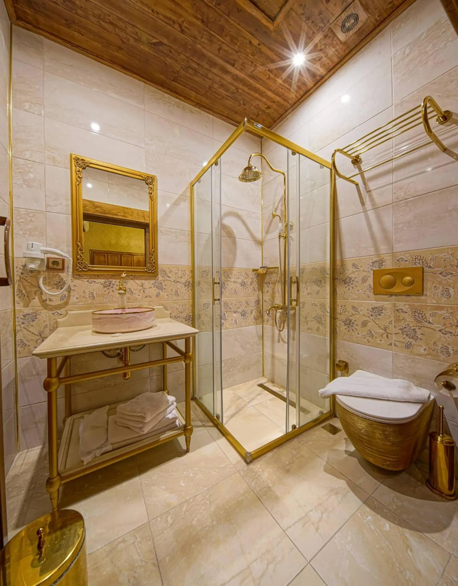 Bathroom in Le Reve Butik Otel