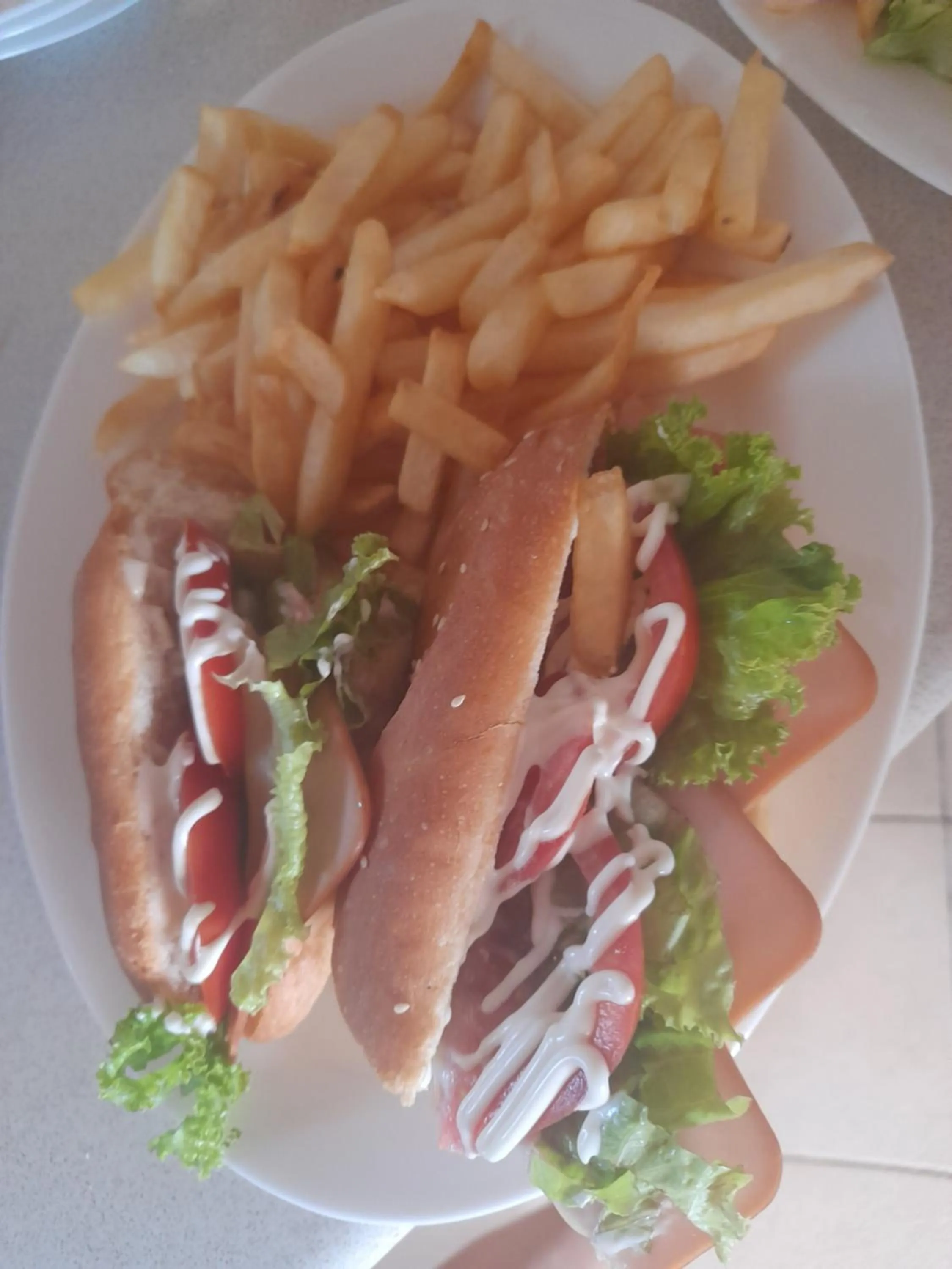 Food in Euphoria complex