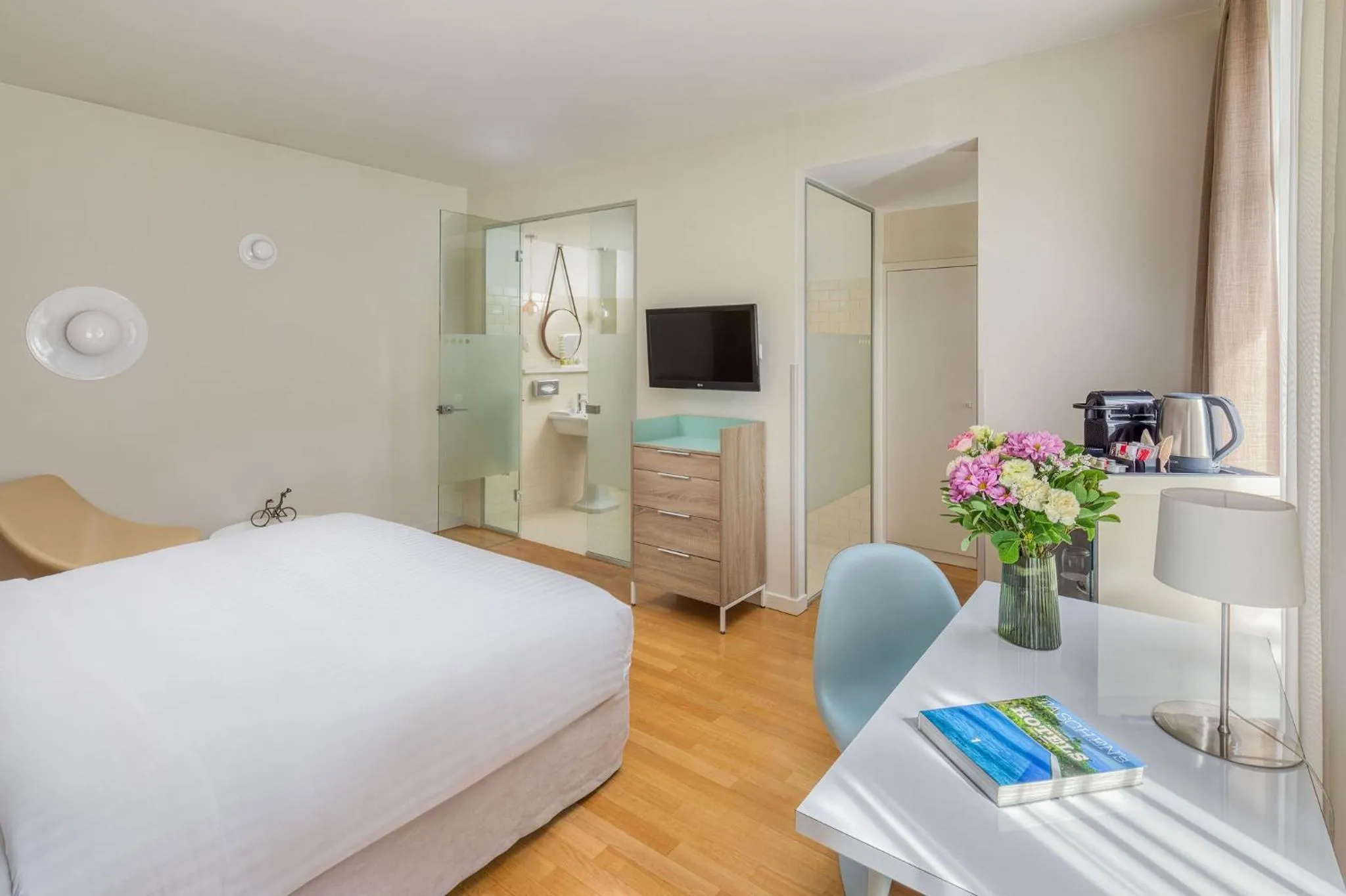 Photo of the whole room, Bed in Casati Hotel - Adults Only