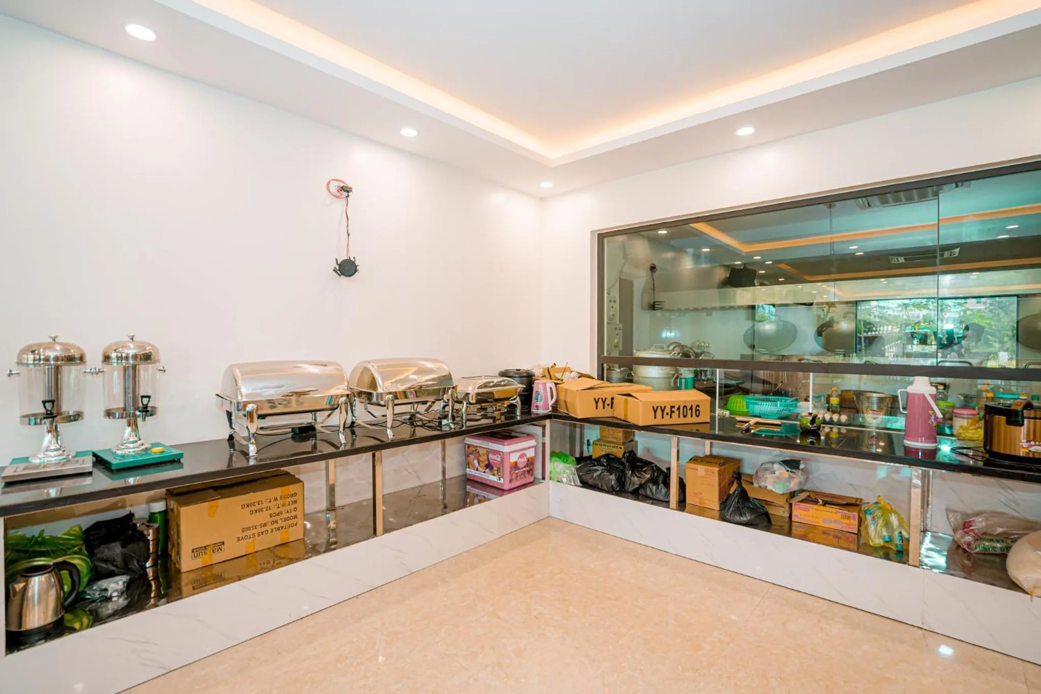 Restaurant/places to eat in QUANG VINH HOTEL