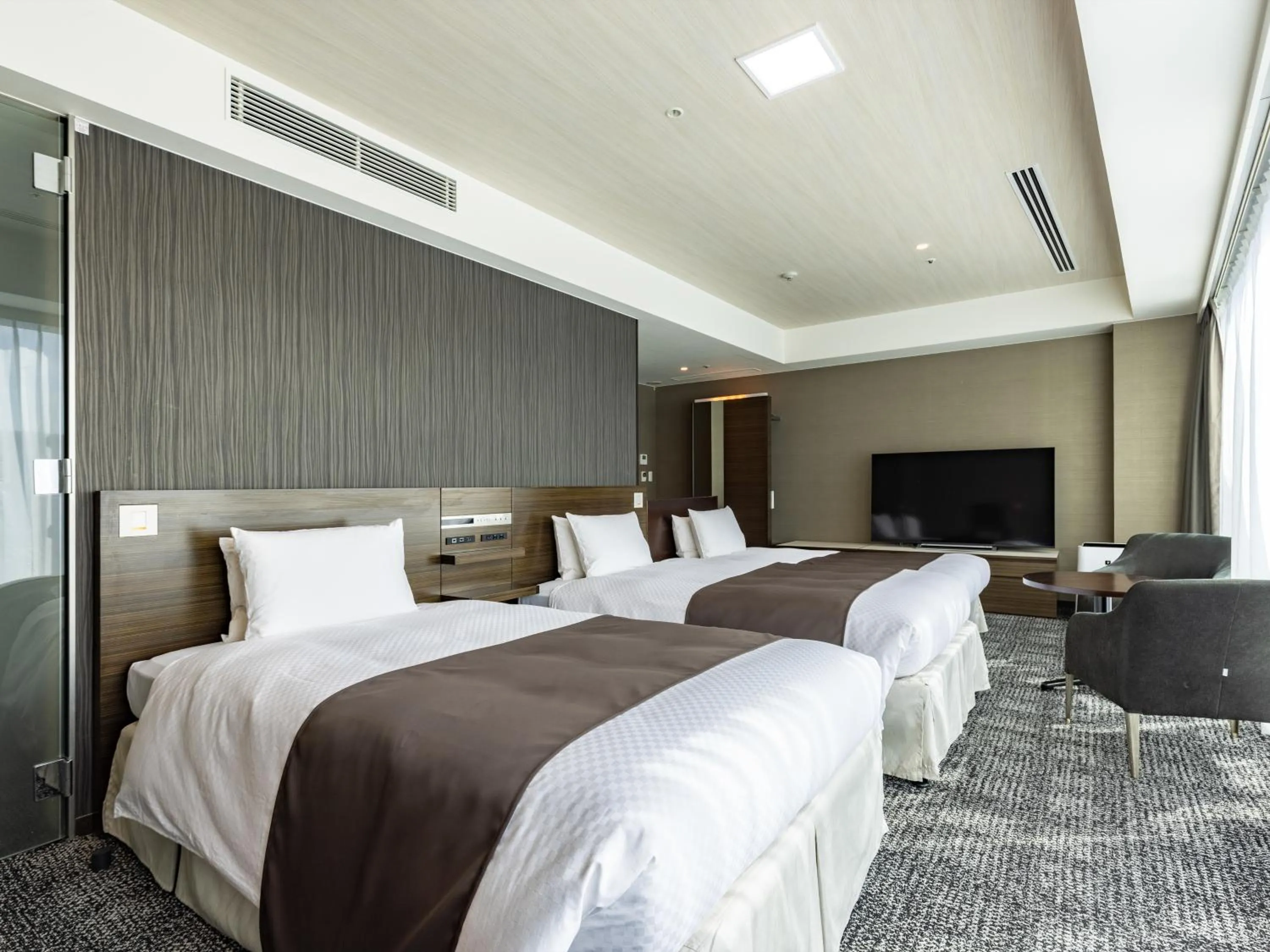 Photo of the whole room, Bed in Tenza Hotel at Hakata Station