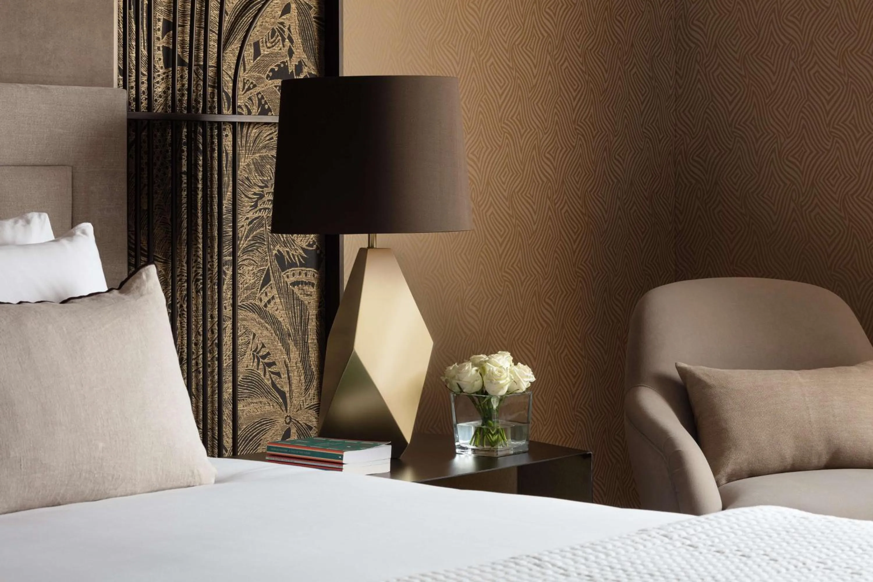 Bedroom, Bed in Anantara New York Palace Budapest - A Leading Hotel of the World