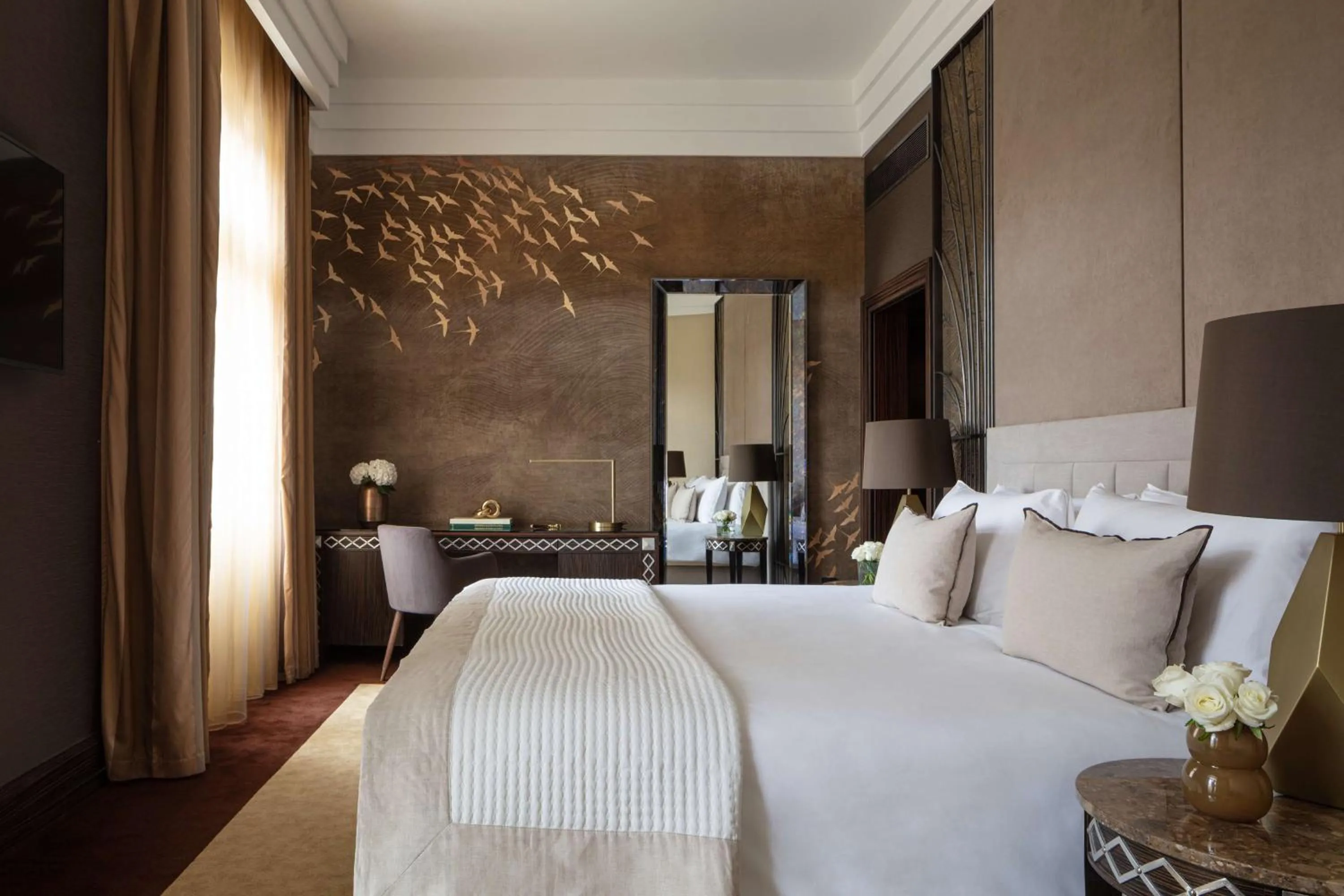 Bedroom, Bed in Anantara New York Palace Budapest - A Leading Hotel of the World