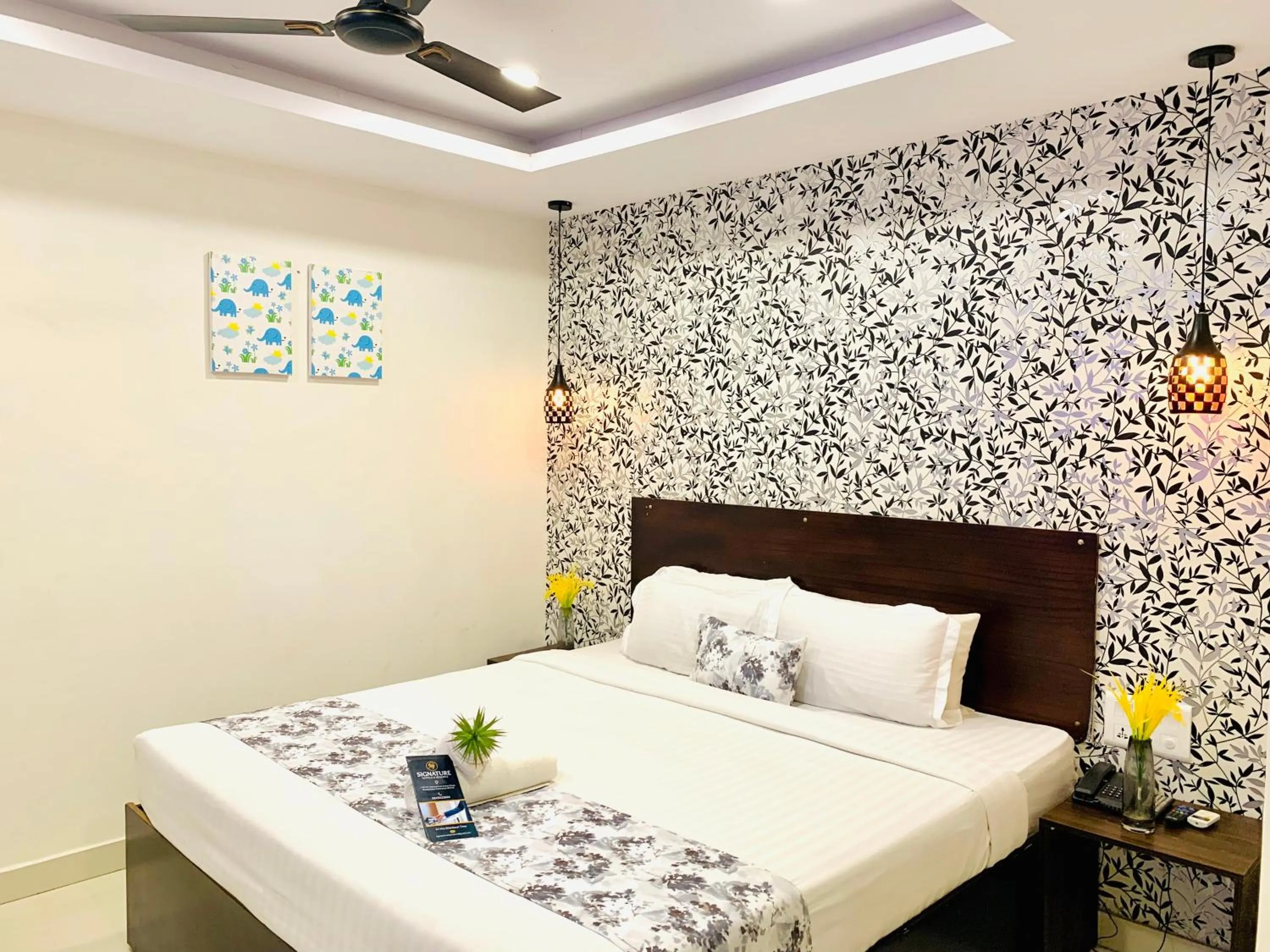 Bedroom, Bed in Hotel oak by signature airport zone hyderabad