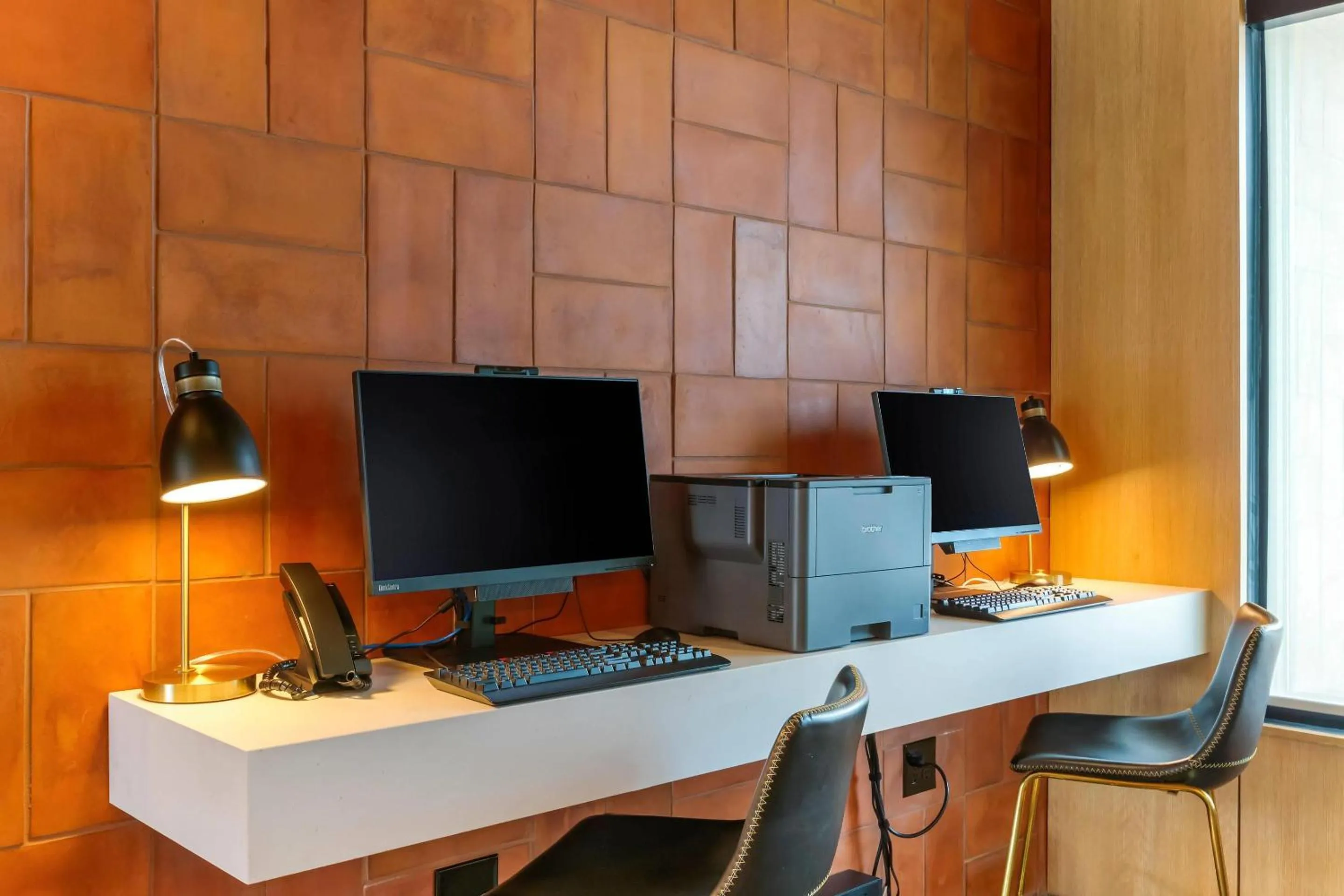 Business facilities in Cambria Hotel Austin Airport