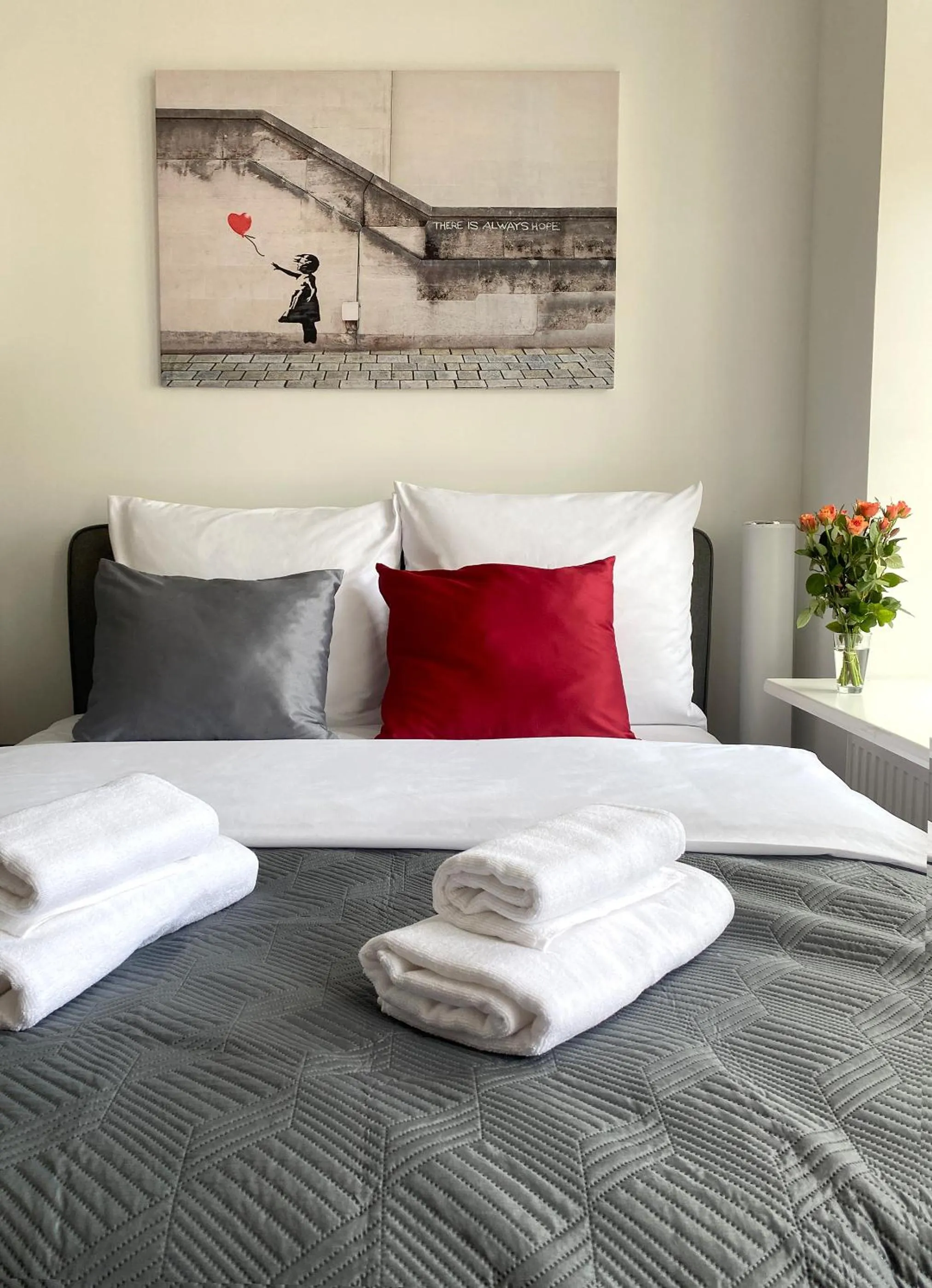 Bed in Starowiślna 41-43 by PI Apartments