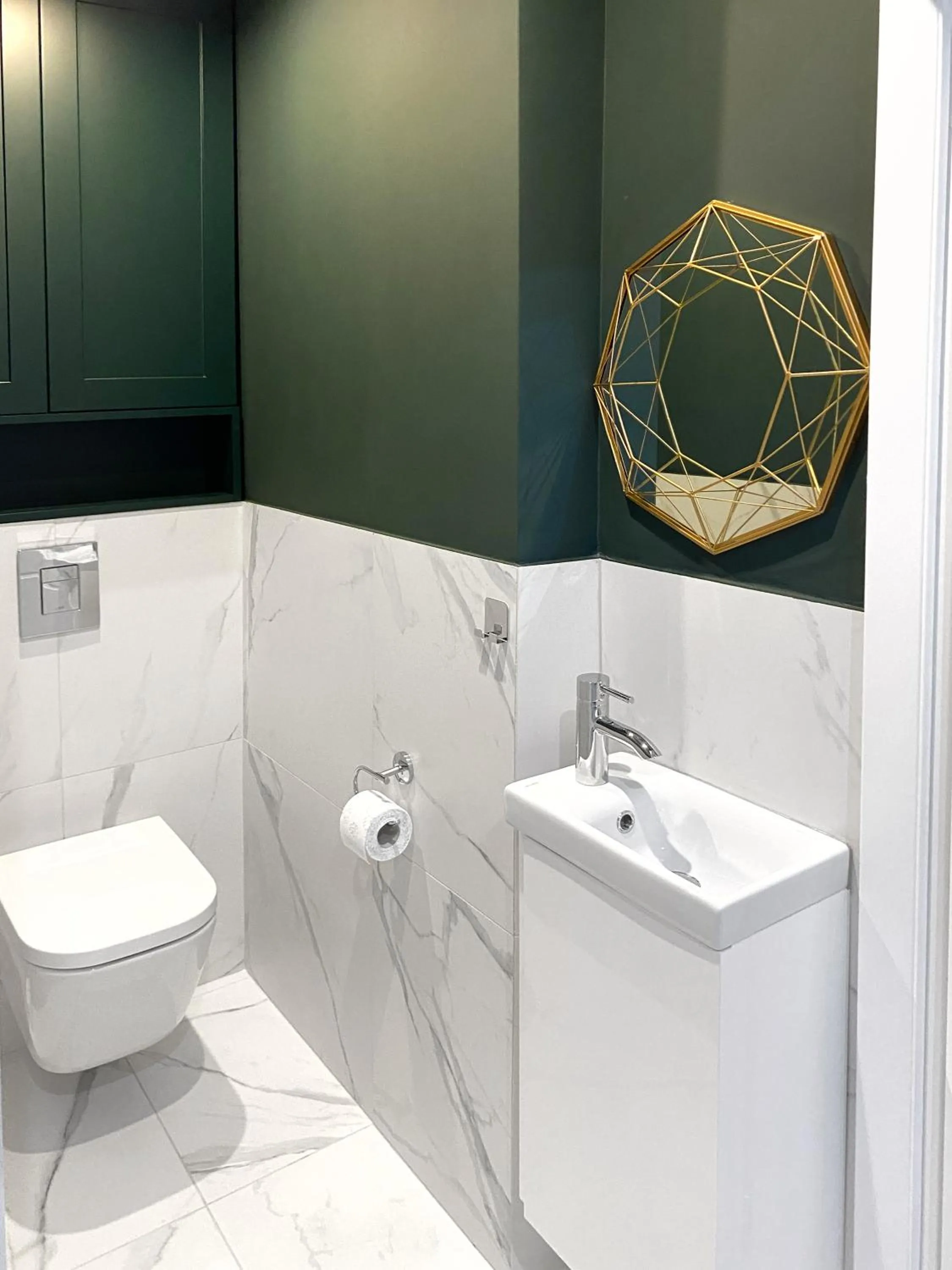 Bathroom in Starowiślna 41-43 by PI Apartments