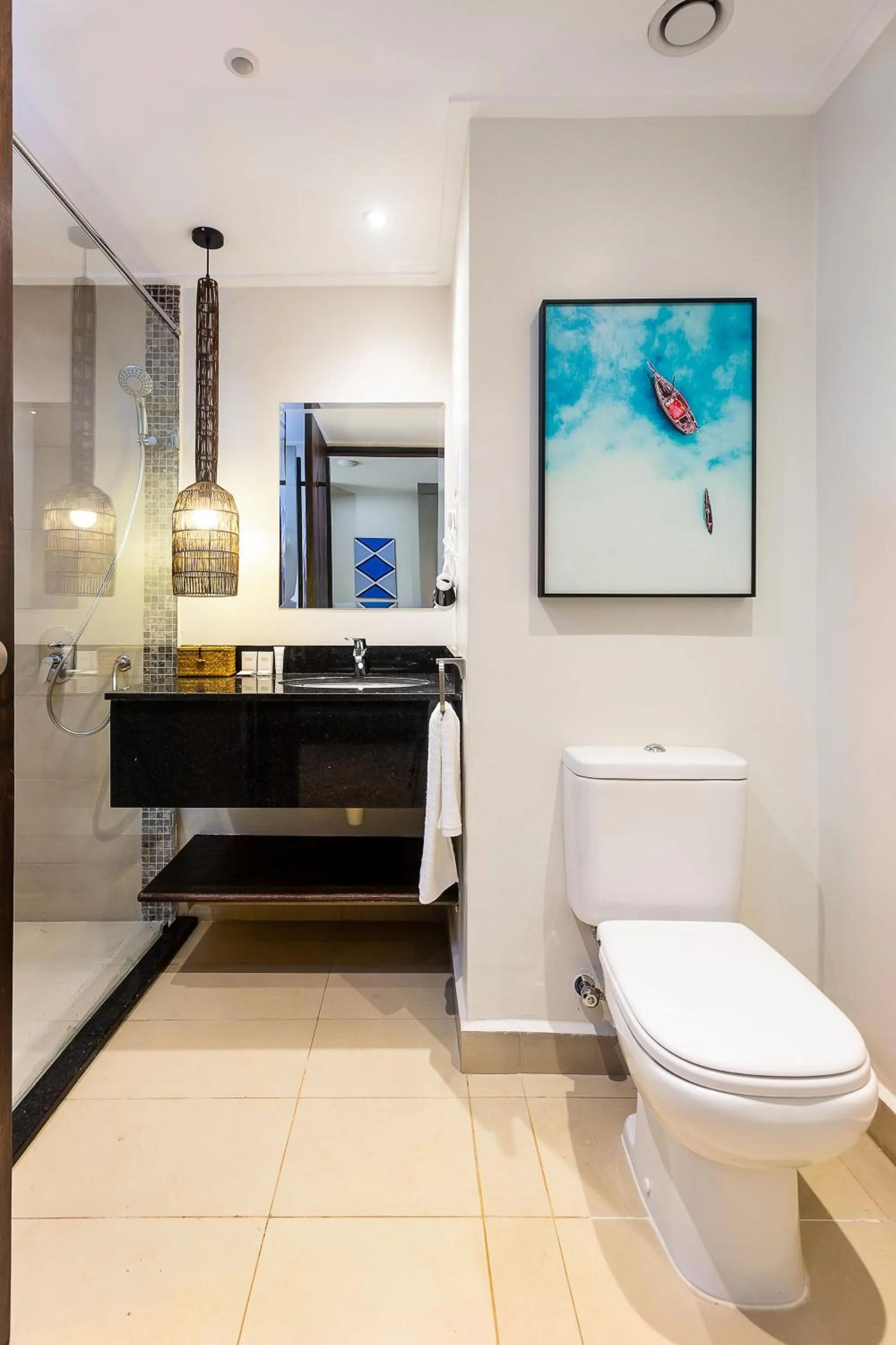 Toilet in Ulwazi Place Hotel by Trianum