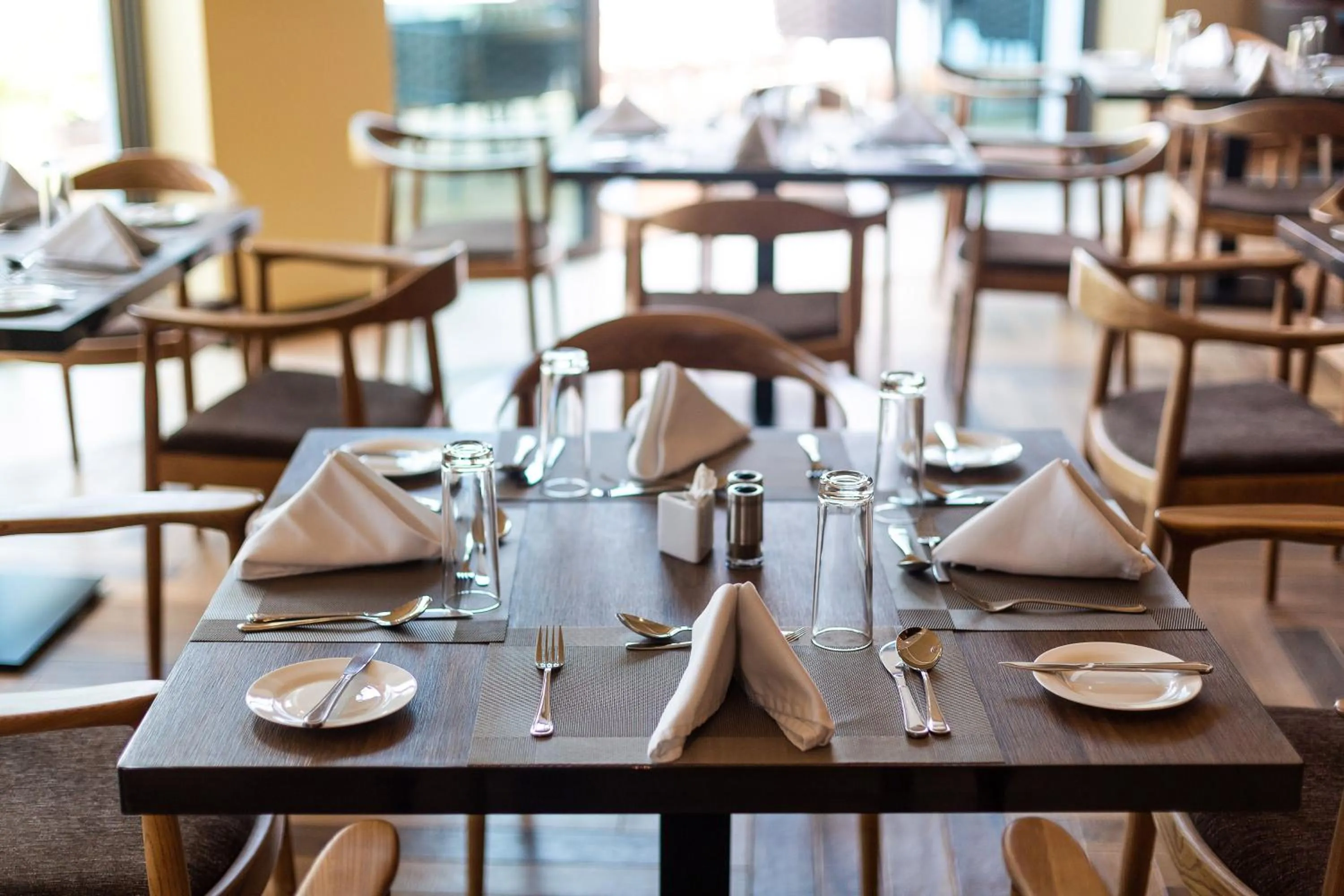 Restaurant/places to eat in Ulwazi Place Hotel by Trianum