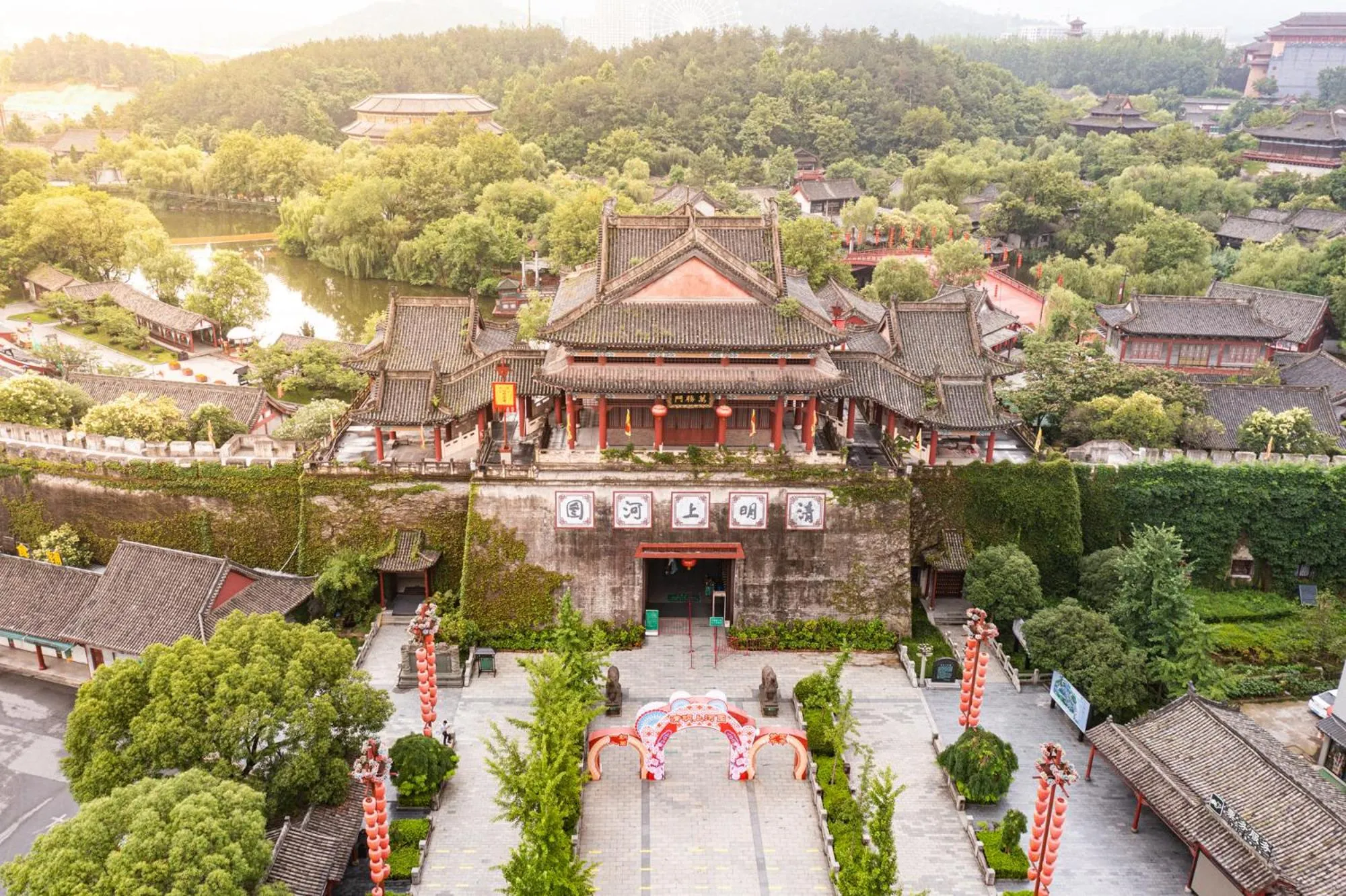 Holiday Inn Express Dongyang Hengdian, an IHG Hotel