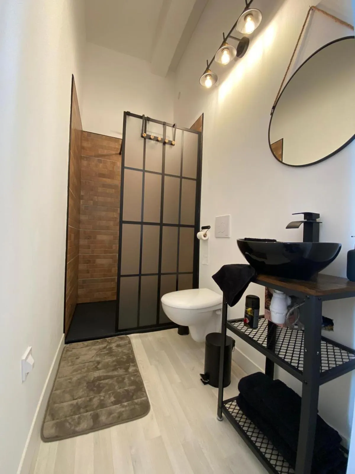 Rooftop Face à la Cité 'RFC'