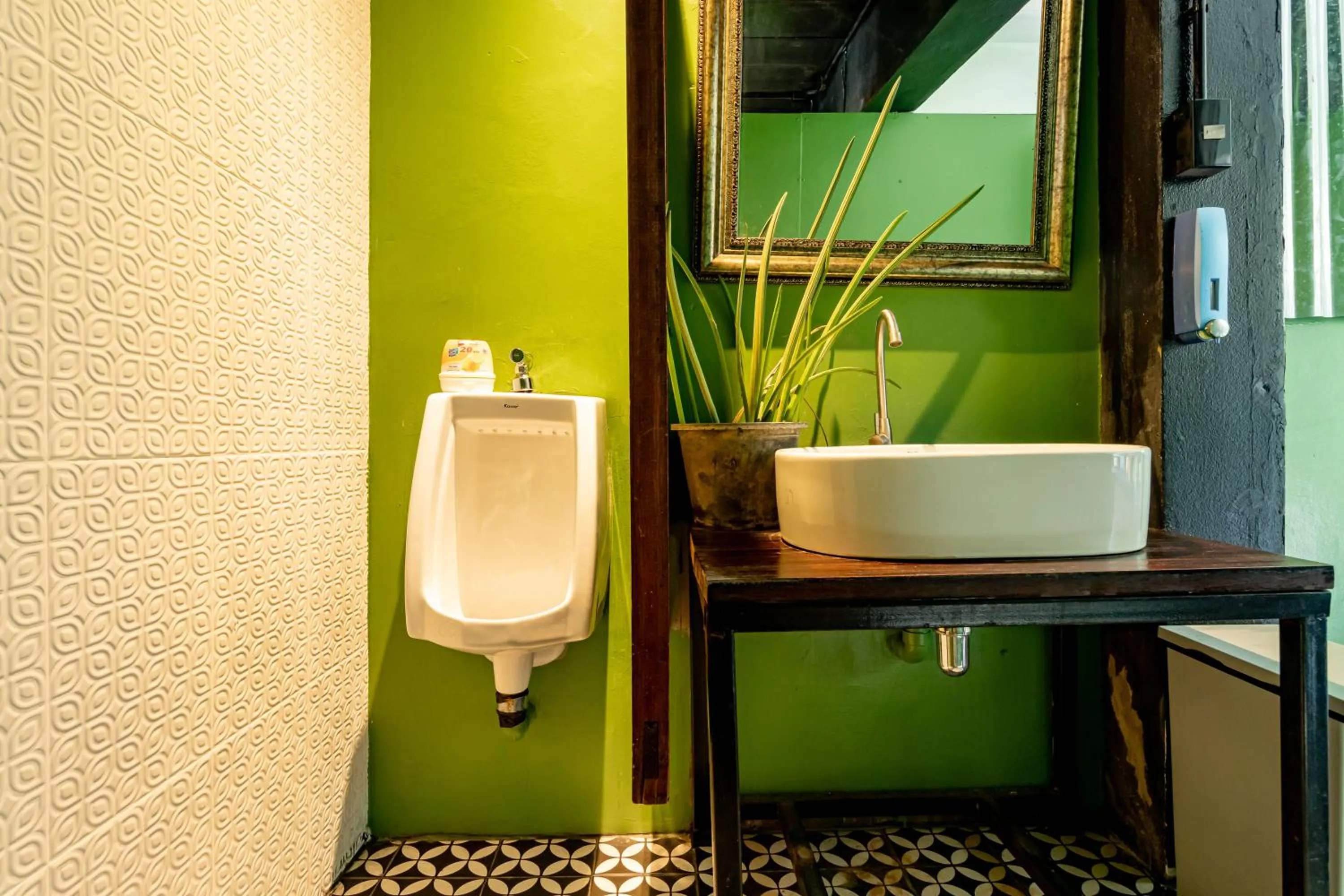 Bathroom in The Palm Hotel