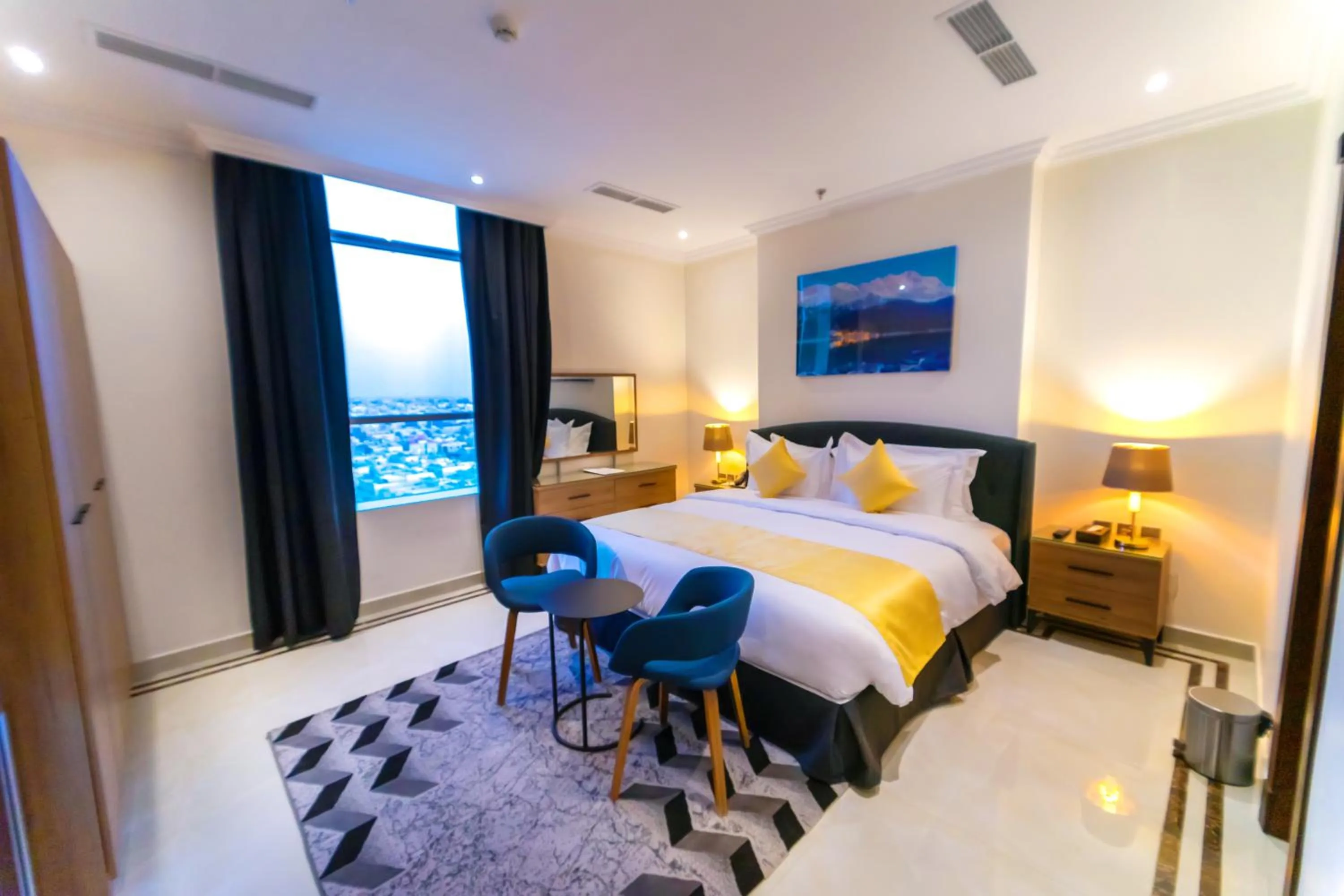 Bedroom, Bed in The Gate Hotel and Apartments