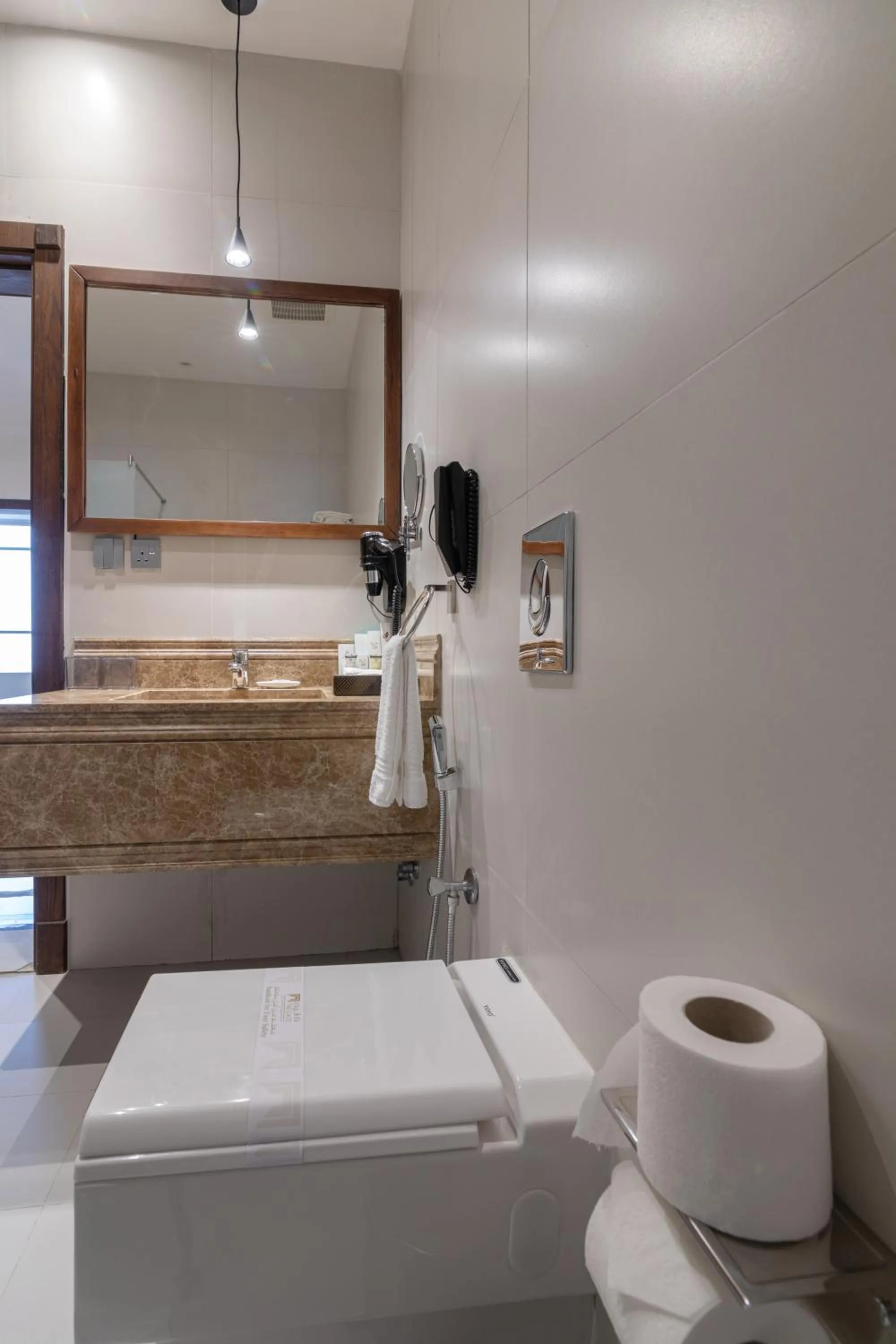 Bathroom in The Gate Hotel and Apartments