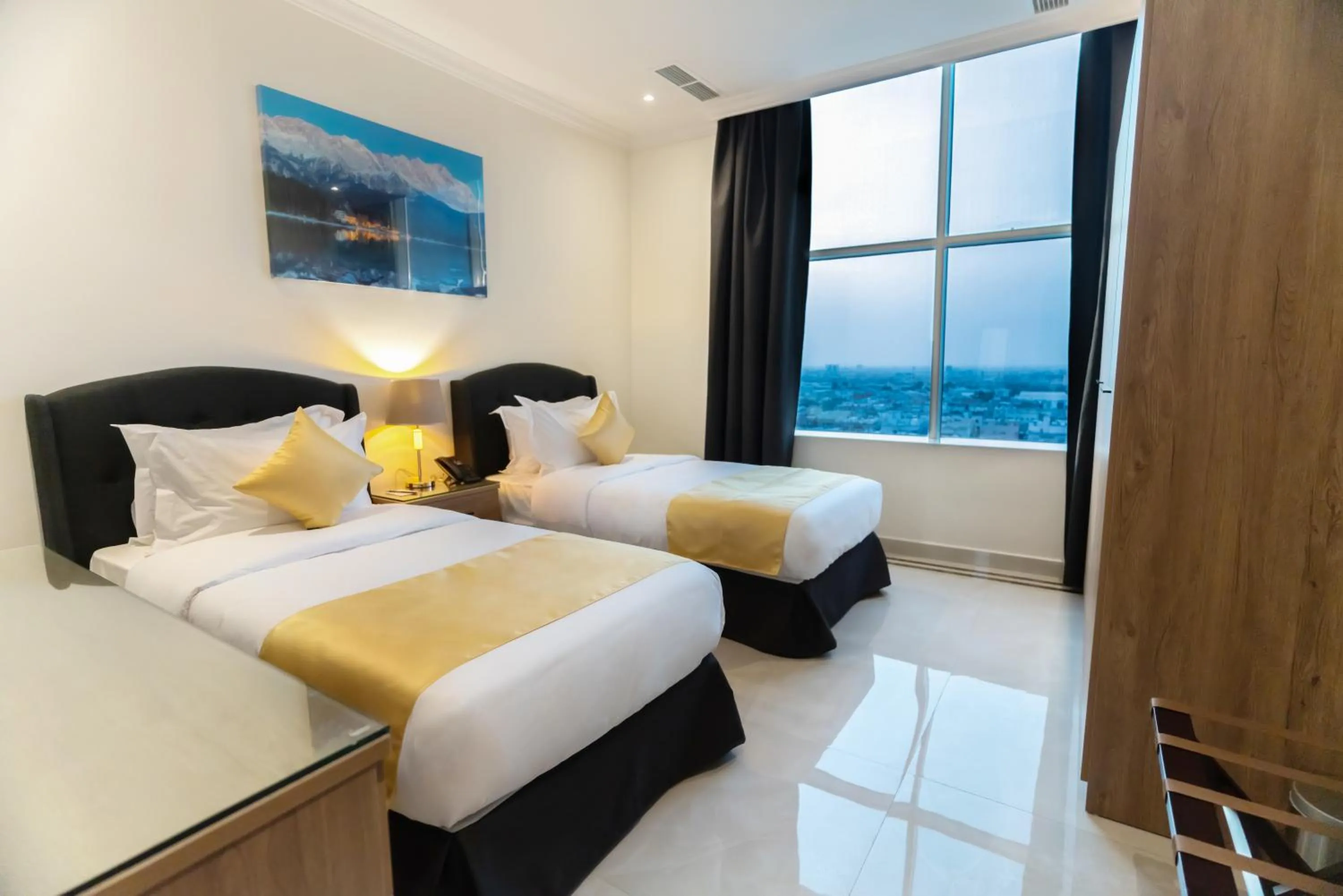 Bedroom, Bed in The Gate Hotel and Apartments