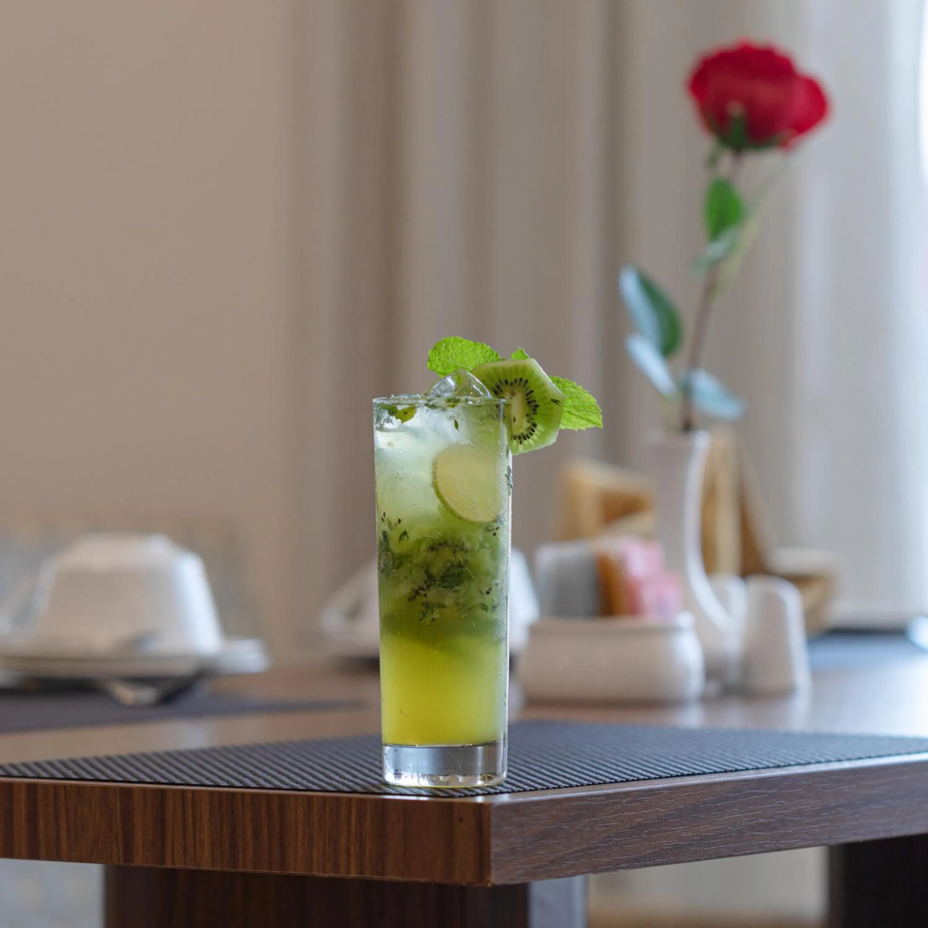 Food and drinks in The Gate Hotel and Apartments