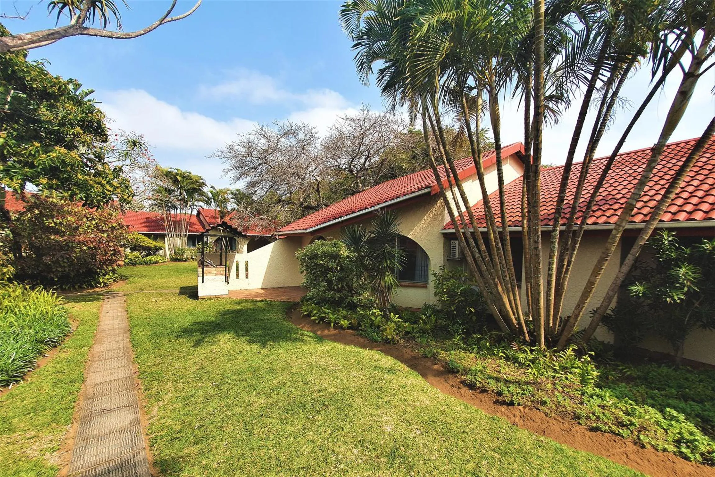 Garden in First Group La Rochelle