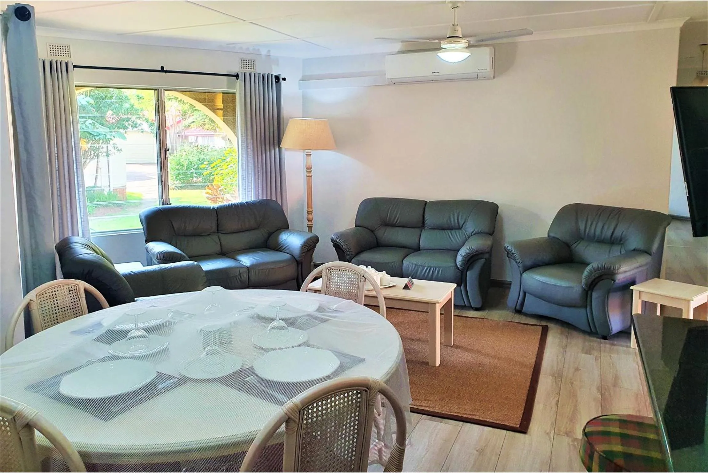 TV and multimedia in First Group La Rochelle