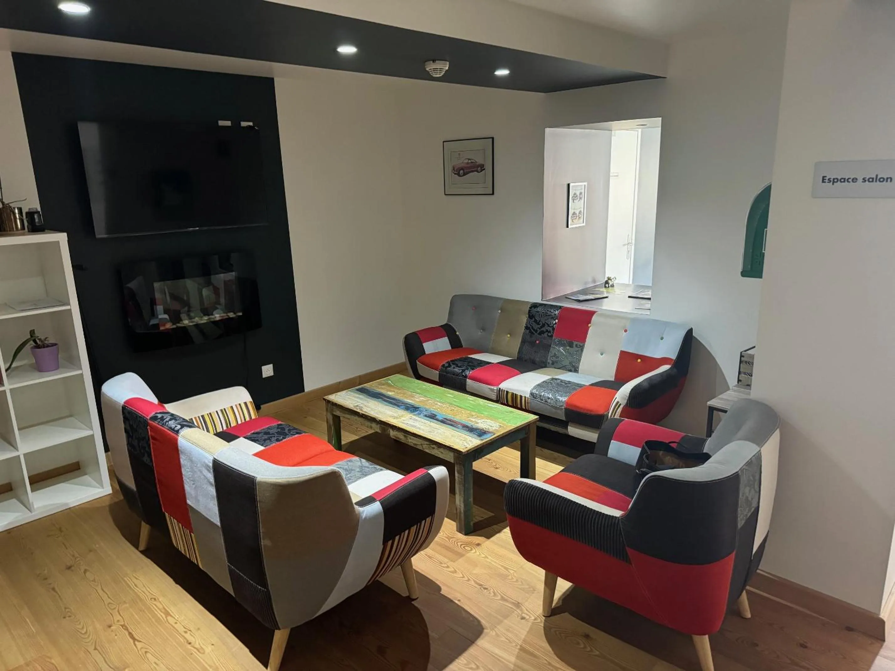 Communal lounge/ TV room, Restaurant/Places to Eat in Hôtel & Spa du Tremplin