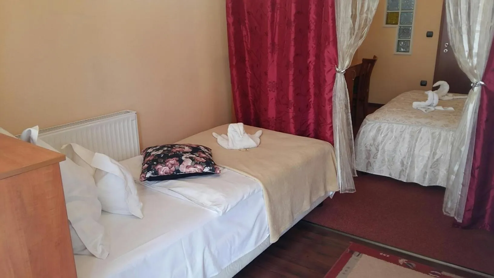 Bed in Hotel Isabell Győr