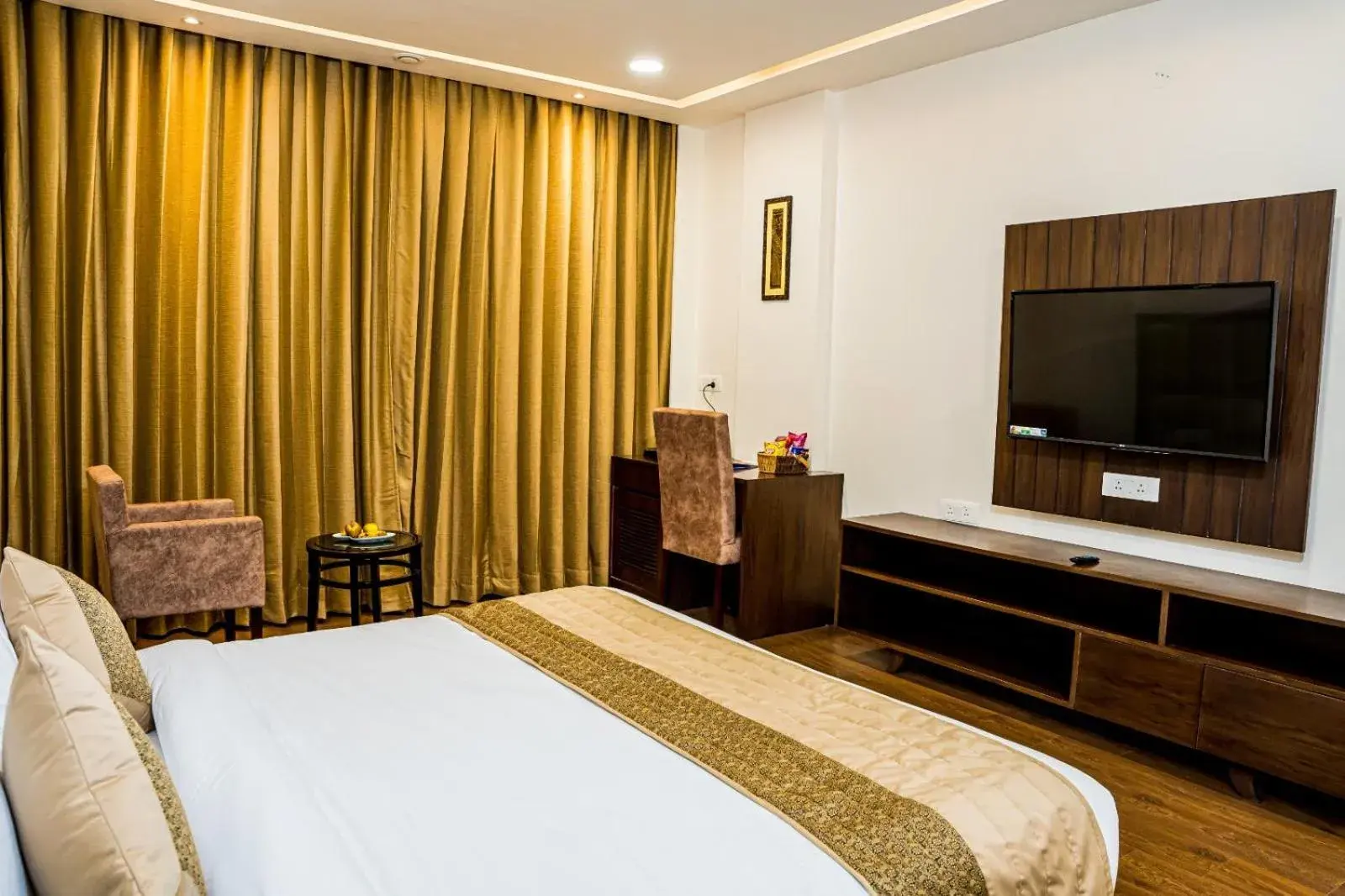 Premium King Room with Mountain View - Non-Smoking in Best Western Dalhousie Premium King Room with Mountain View - Non-Smoking in Best Western Dalhousie