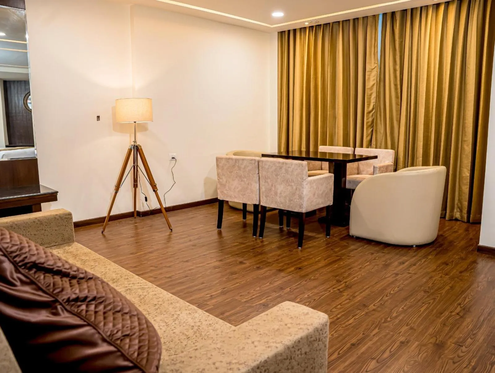 Dining area in Best Western Dalhousie