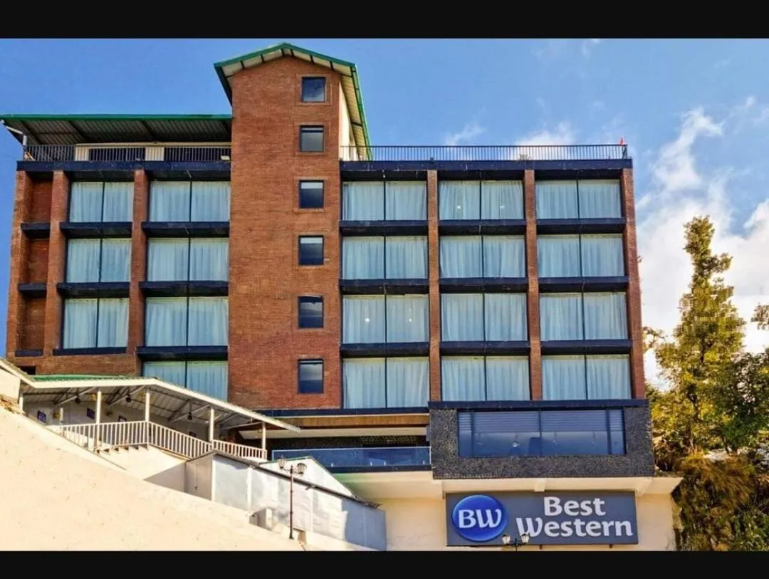 Property building in Best Western Dalhousie