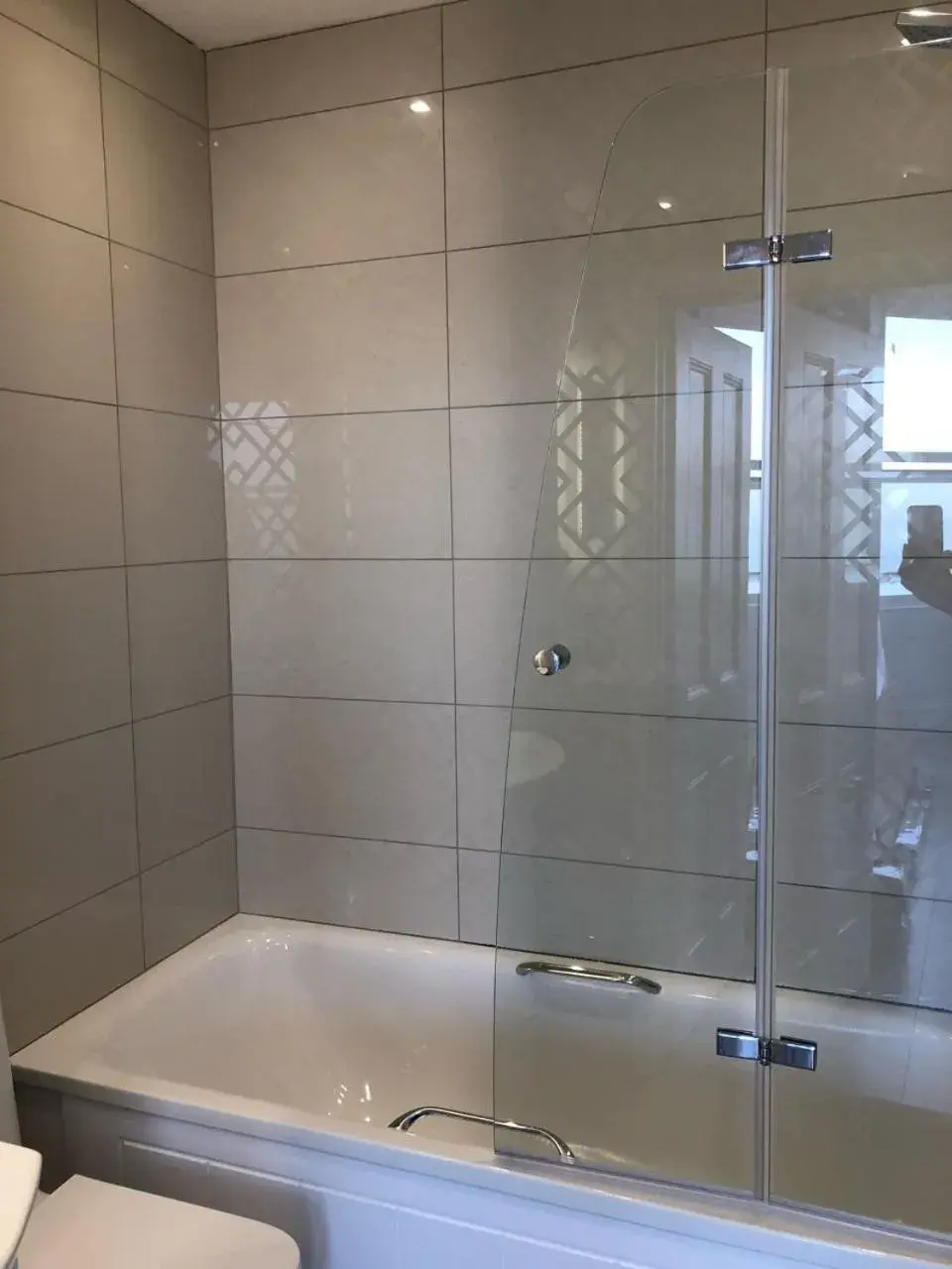 Single Room with Shower - single occupancy in The Halcyon Single Room with Shower - single occupancy in The Halcyon