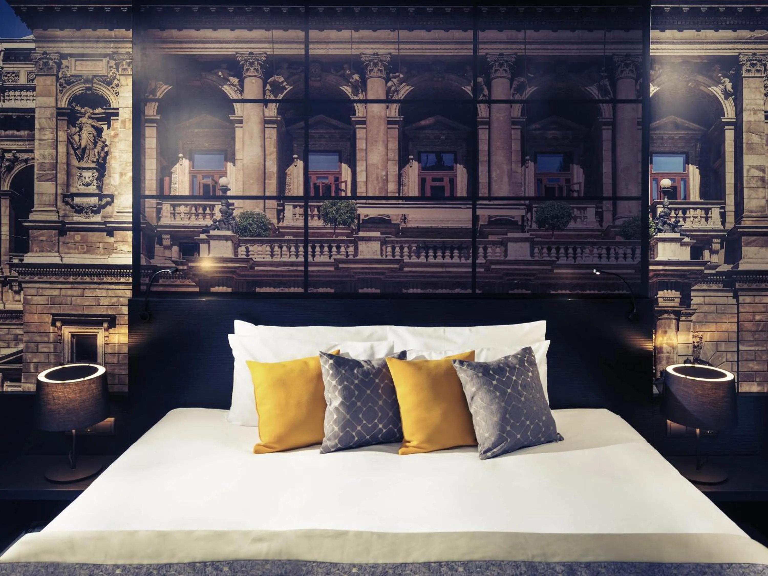 Bedroom, Bed in Mercure Budapest City Center