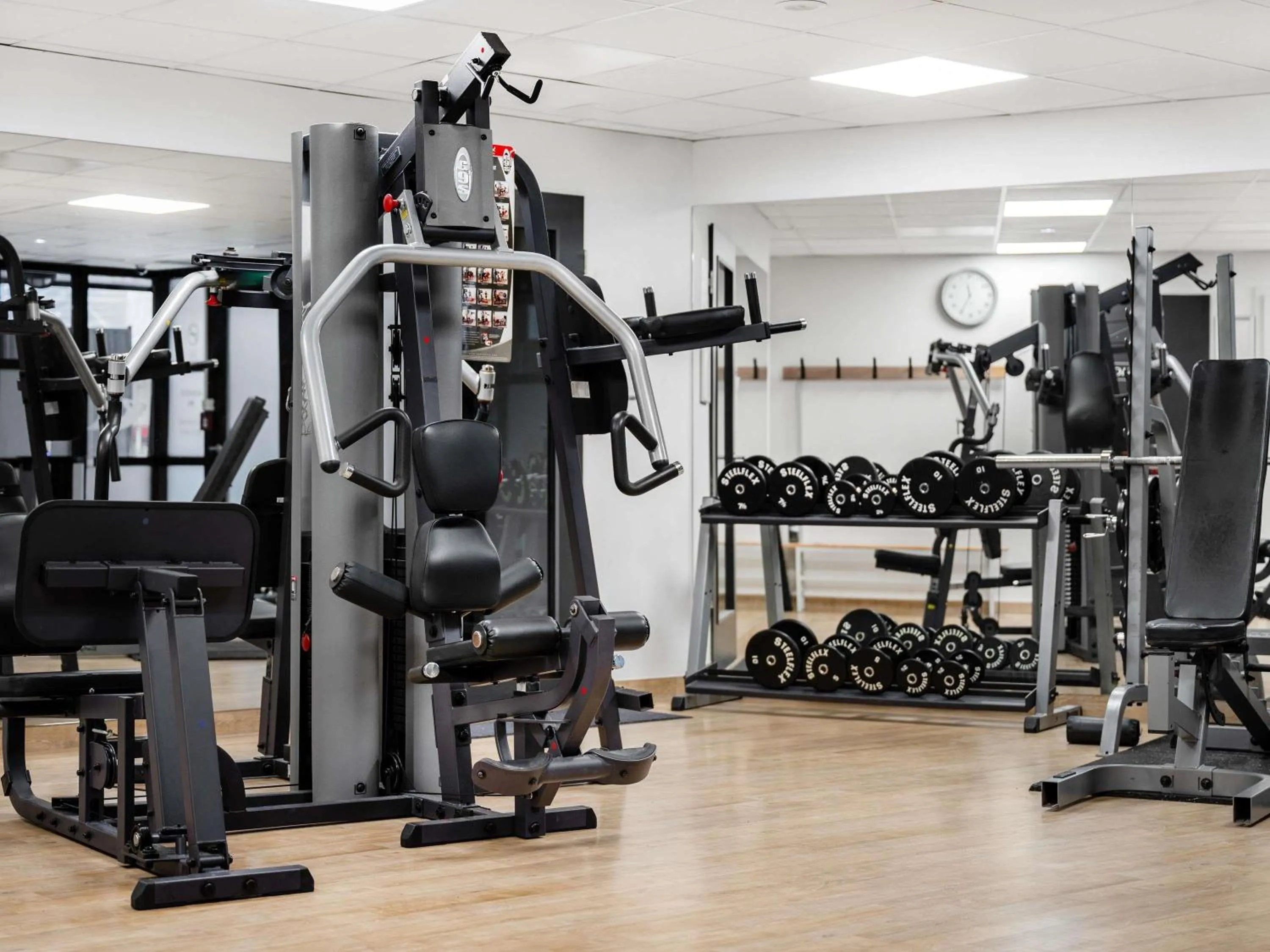 Fitness centre/facilities in Mercure Budapest City Center