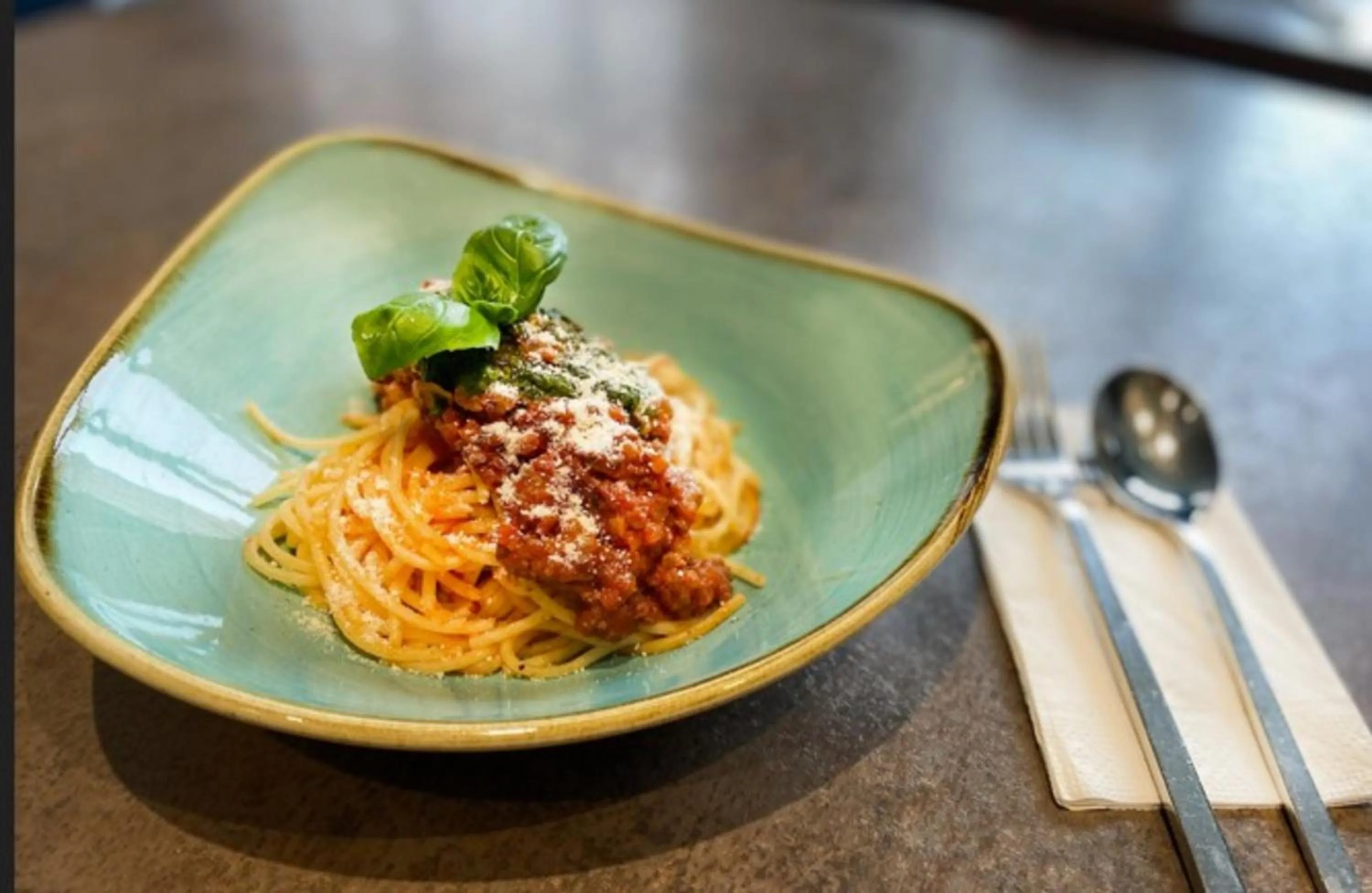 Restaurant/places to eat in Holiday Inn - the niu, Flash Berlin Charlottenburg by IHG