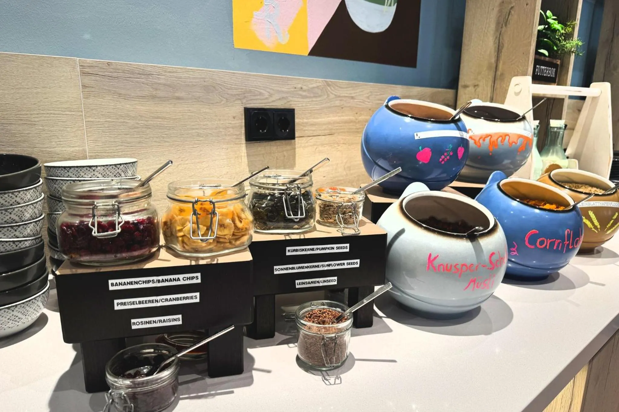 Restaurant/places to eat in Holiday Inn - the niu, Yen Hamburg City by IHG