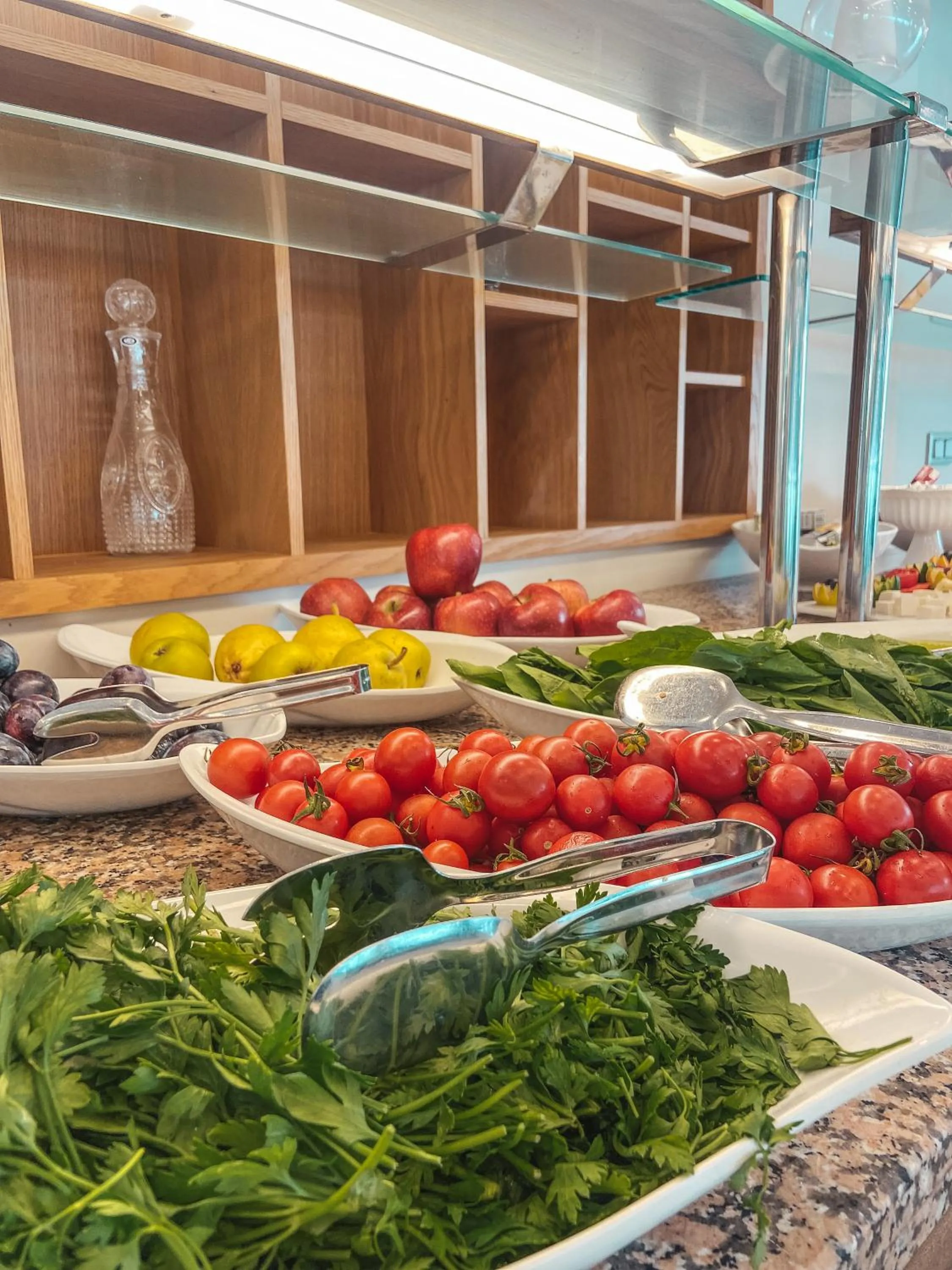 Buffet breakfast in Güllük Yalı Boutique Otel