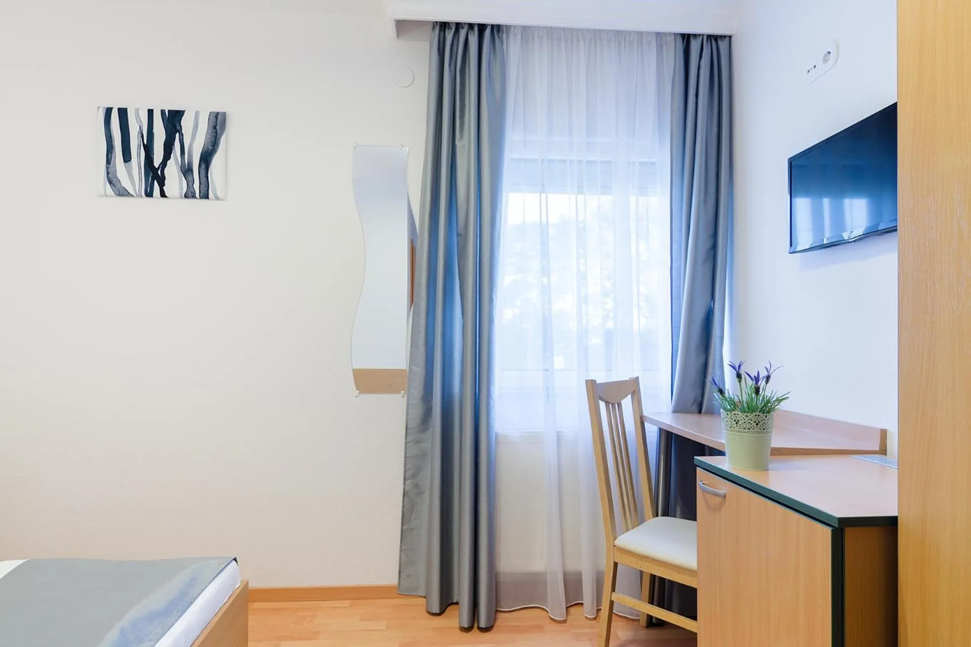 cot, Bed in Alfréd Panzió