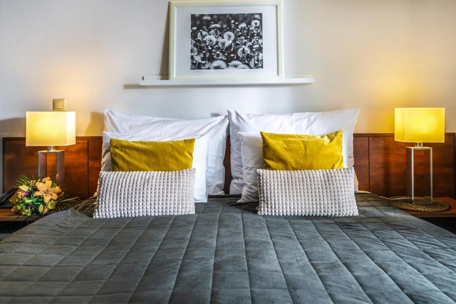 Bed in Budapest Airport Hotel Stáció Wellness & Konferencia