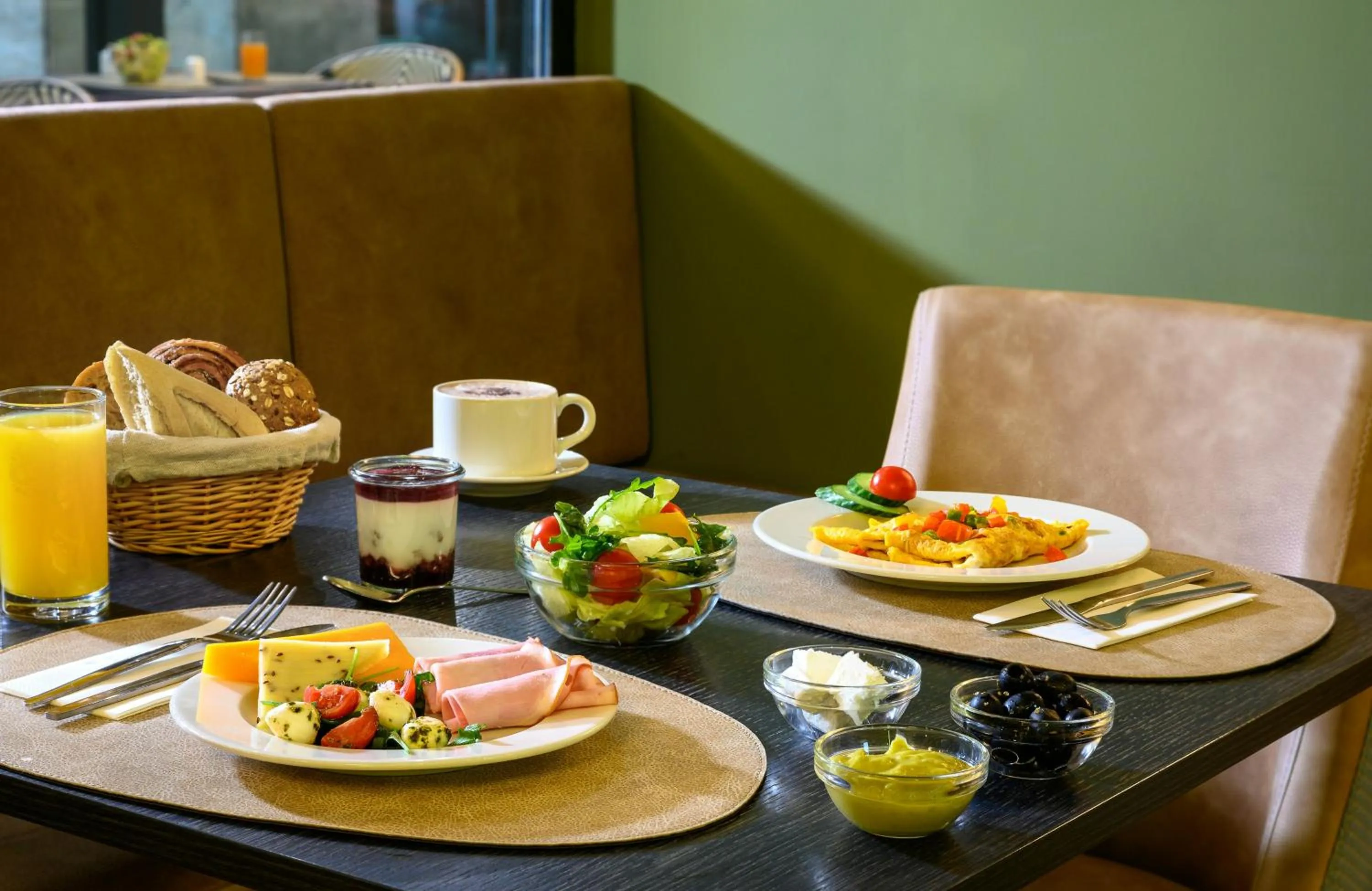 Breakfast in Leonardo Boutique Hotel Budapest M-Square