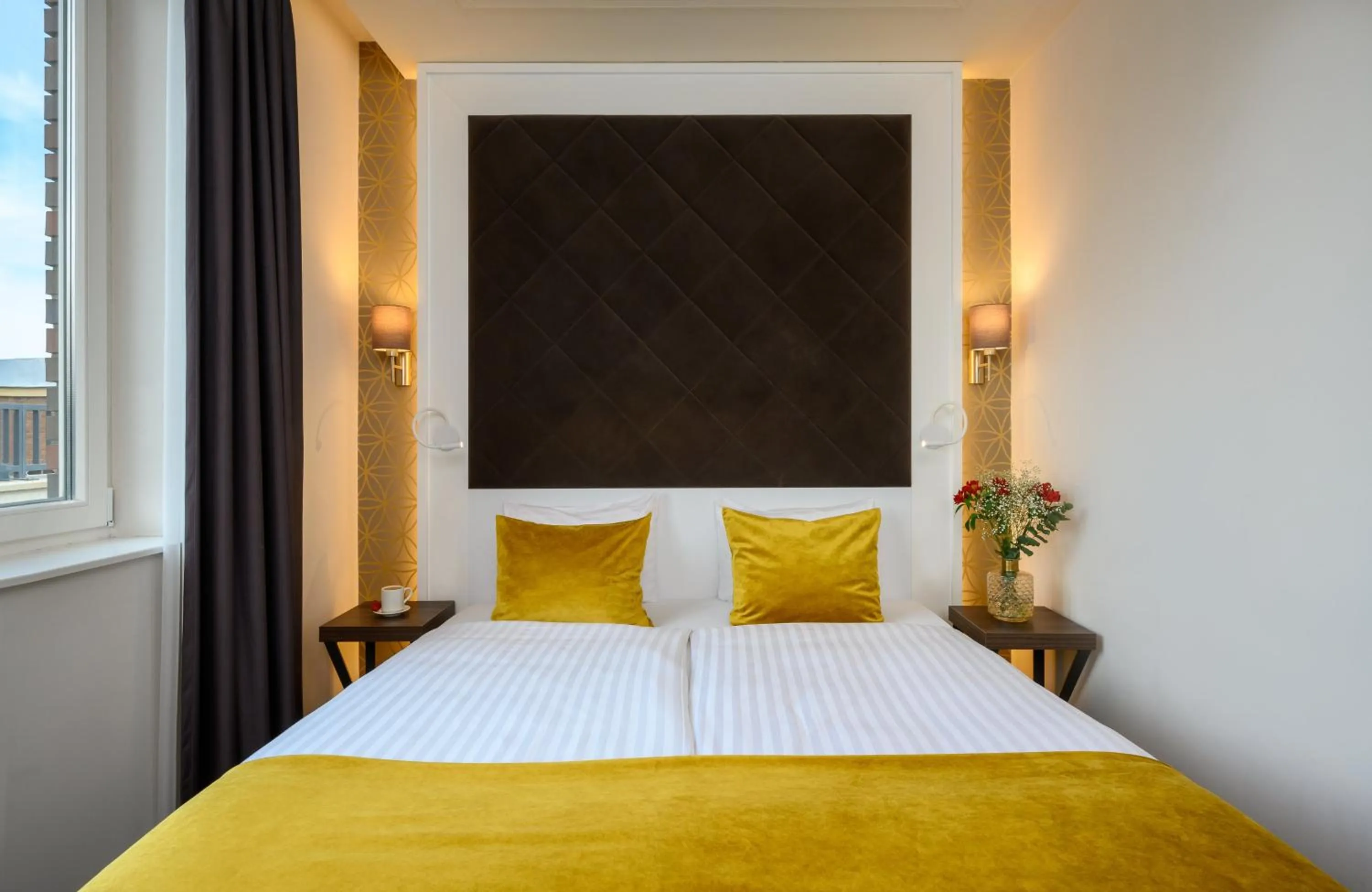 Photo of the whole room, Bed in Leonardo Boutique Hotel Budapest M-Square