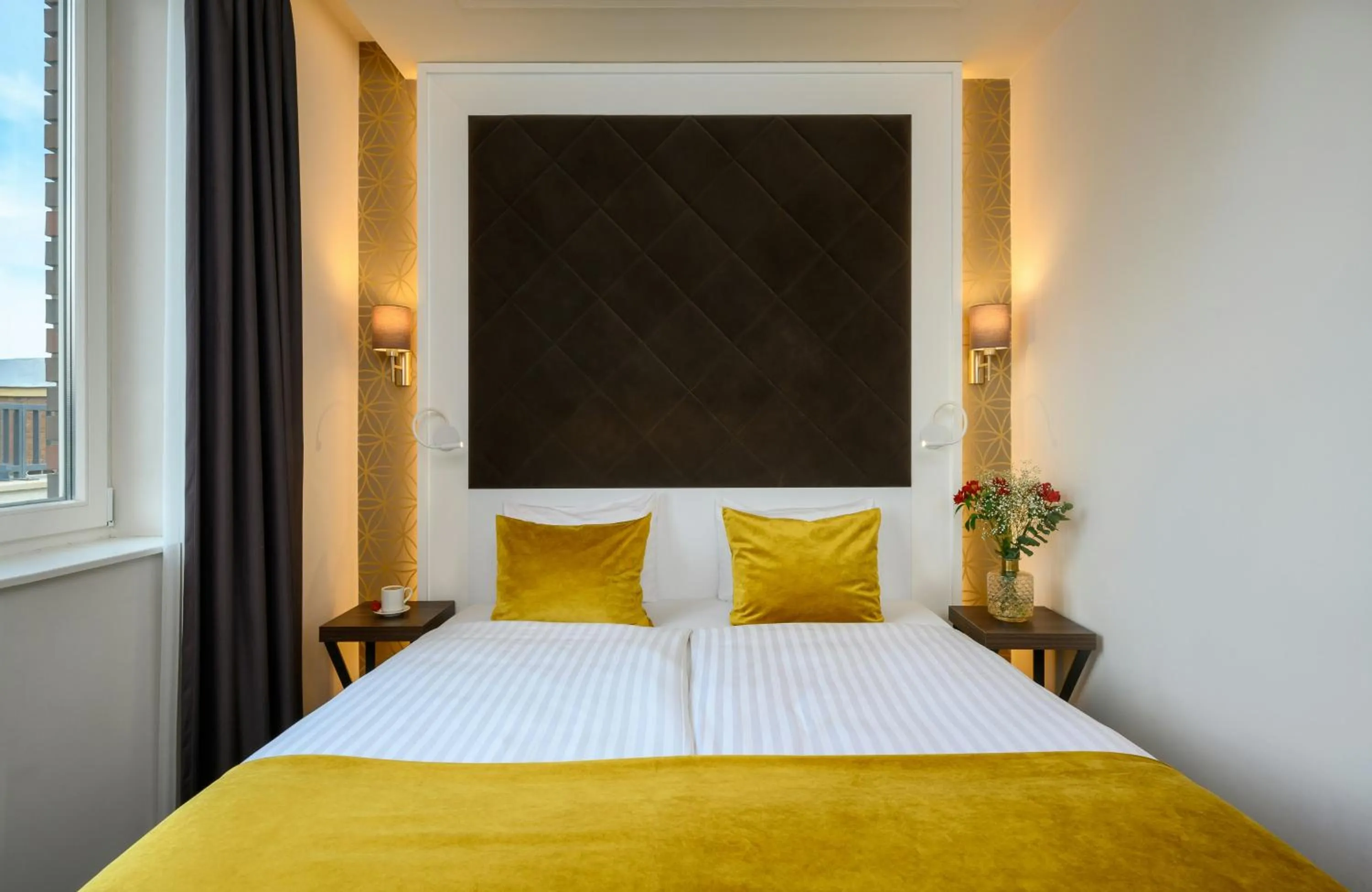 Photo of the whole room, Bed in Leonardo Boutique Hotel Budapest M-Square