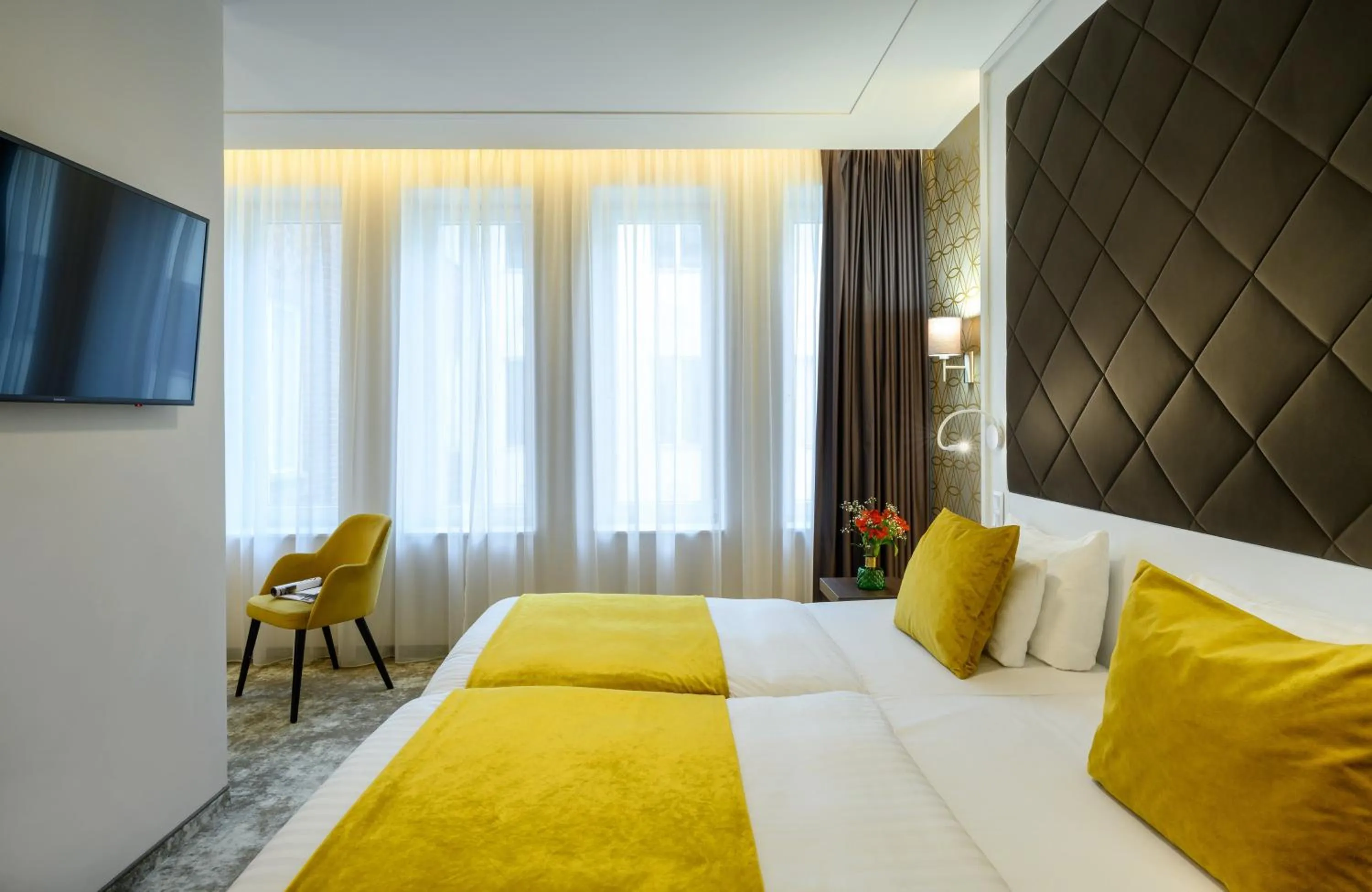 Photo of the whole room, Bed in Leonardo Boutique Hotel Budapest M-Square