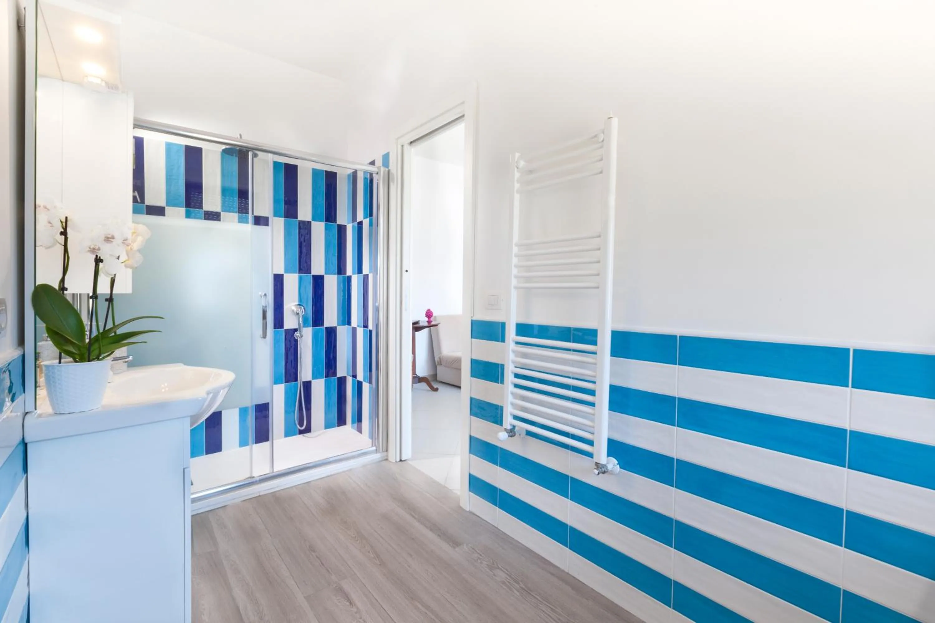 Bathroom in Estate4home - SOFIA FLORA